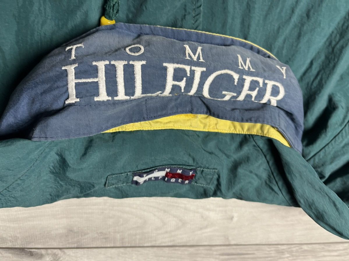 Tommy Hilfiger Vintage Tommy Hilfiger light jacket size XXLarge Size US XXL / EU 58 / 5 - 5 Thumbnail