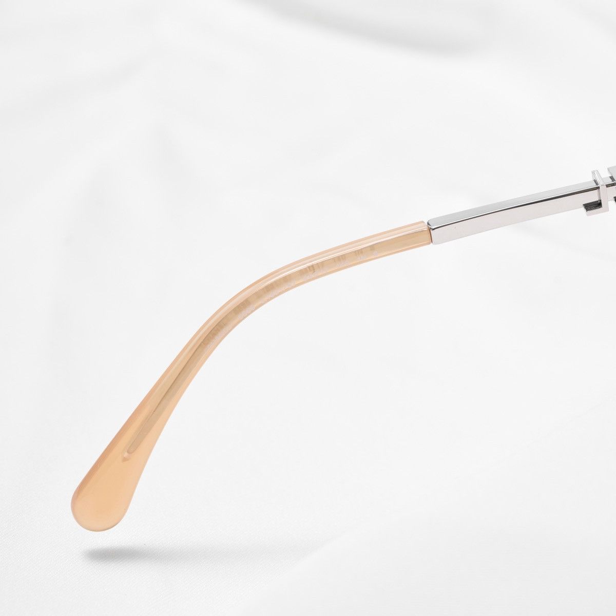 Chanel CHANEL 0CH5565 1831S7 SUNGLASSES Size ONE SIZE - 4 Thumbnail