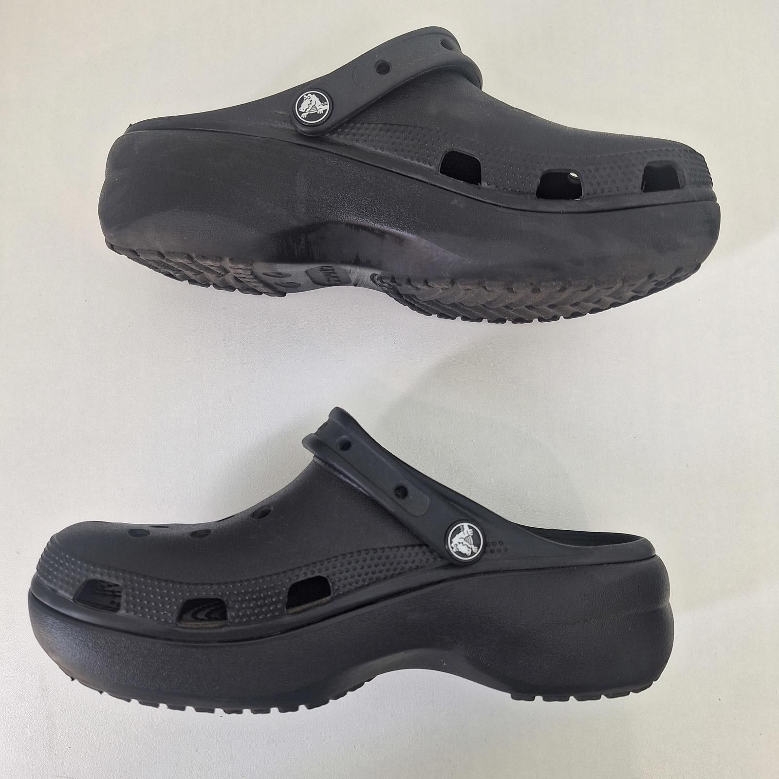 CLOSED CROCS Classic Platform Slip on CLogs women size 9 like new Size US 10 / IT 40 - 2 Thumbnail