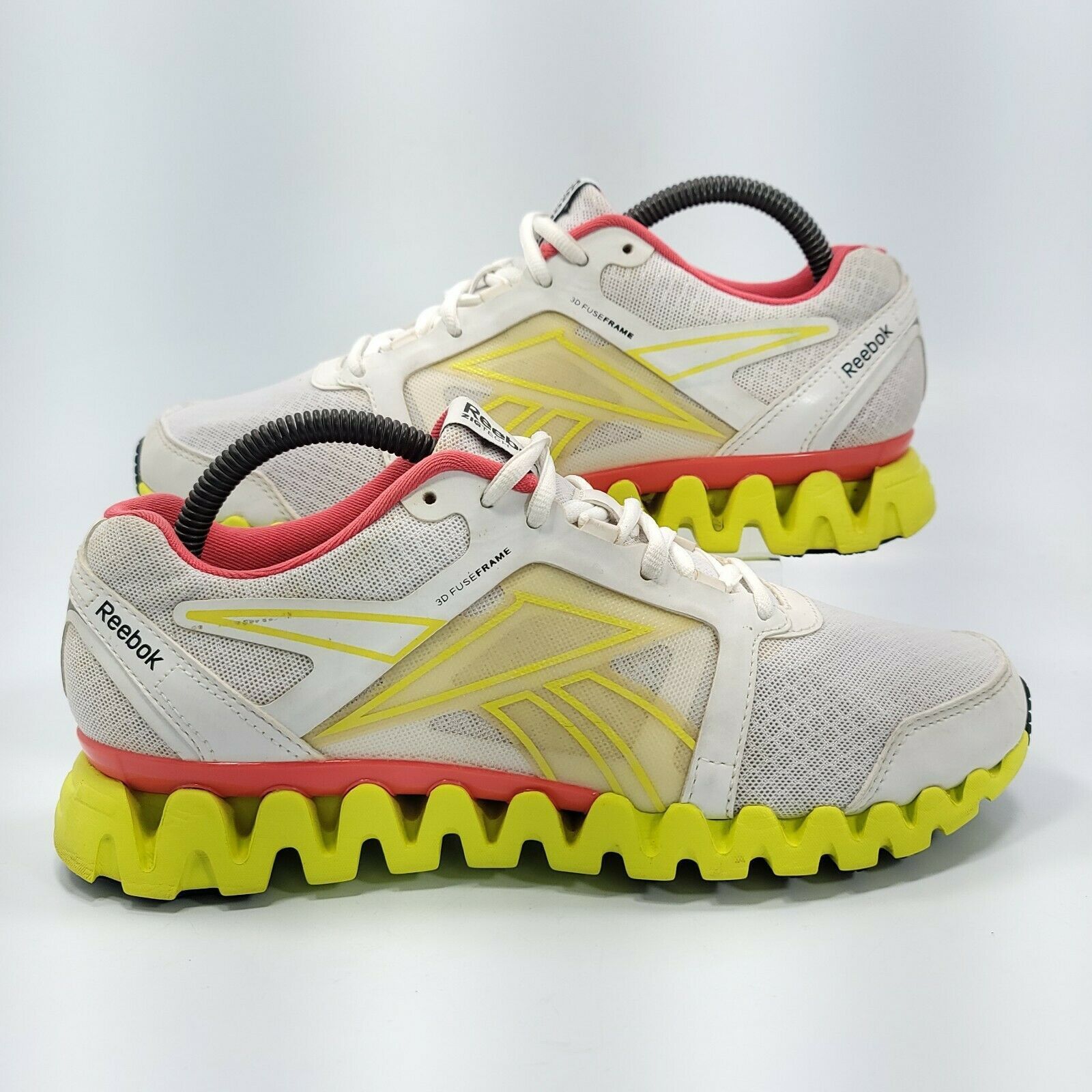 Reebok Reebok Zigquick Fire Shoe Women Size 8.5 J95936 White Yellow Size US 8.5 / IT 38.5 - 6 Thumbnail