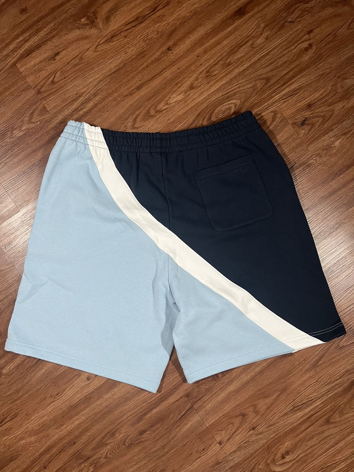 Hypebeast × Supreme Supreme Equipê Sweatshorts Sz S Size US 30 / EU 46 - 2 Thumbnail