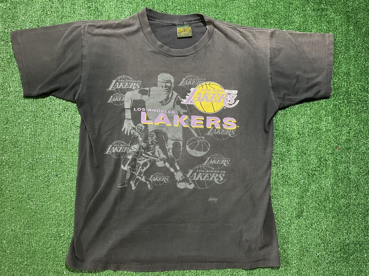 NBA × Vintage Vintage LA Lakers Shirt Size US XL / EU 56 / 4 - 1 Thumbnail