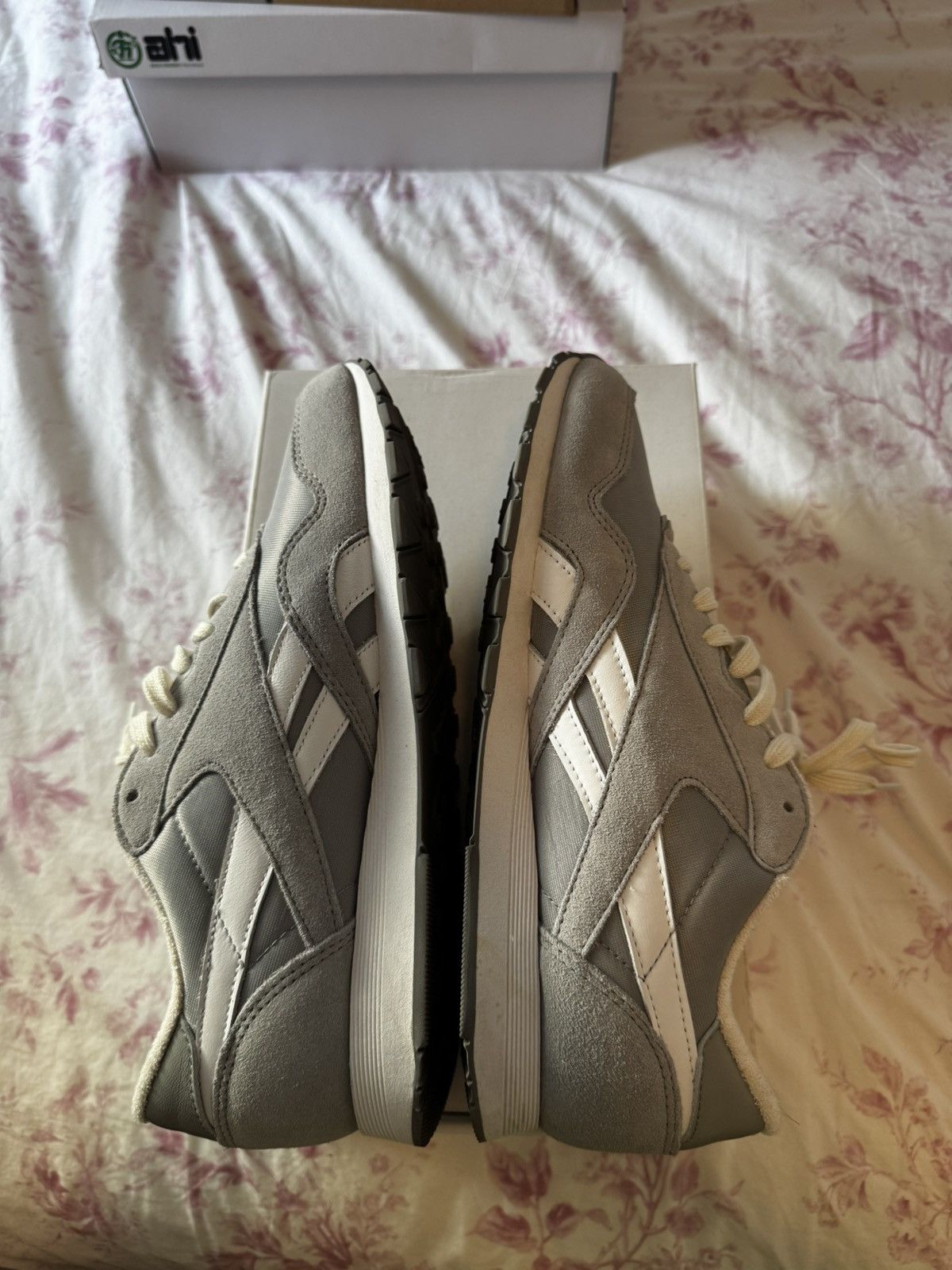 JJJJound × Reebok Reebok x JJJJound Classic Nylon Gray White Sneaker Men Size US 10 / EU 43 - 7 Thumbnail
