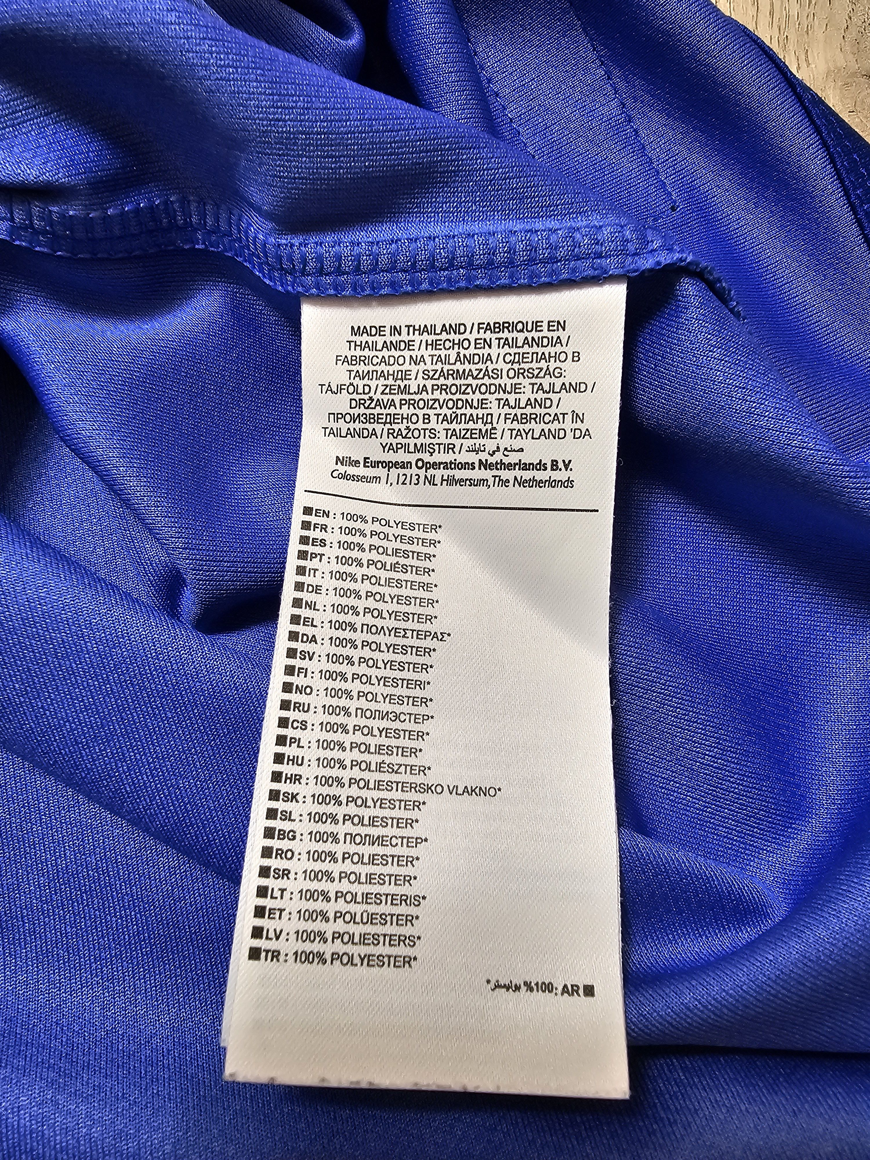 Nike JUVENTUS 2014 2015 AWAY FOOTBALL SHIRT SOCCER JERSEY Size US L / EU 52-54 / 3 - 9 Thumbnail
