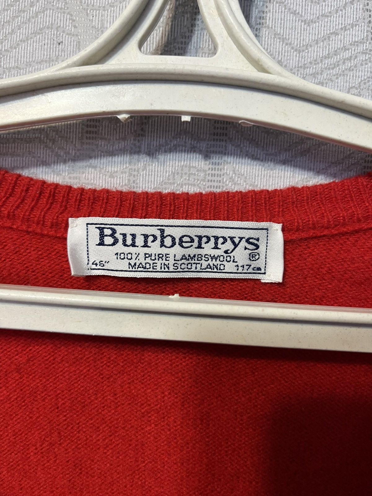 Burberry Burberry’s Vintage Pure Scotland Lambswool V-Neck Pullover Size US XL / EU 56 / 4 - 4 Thumbnail