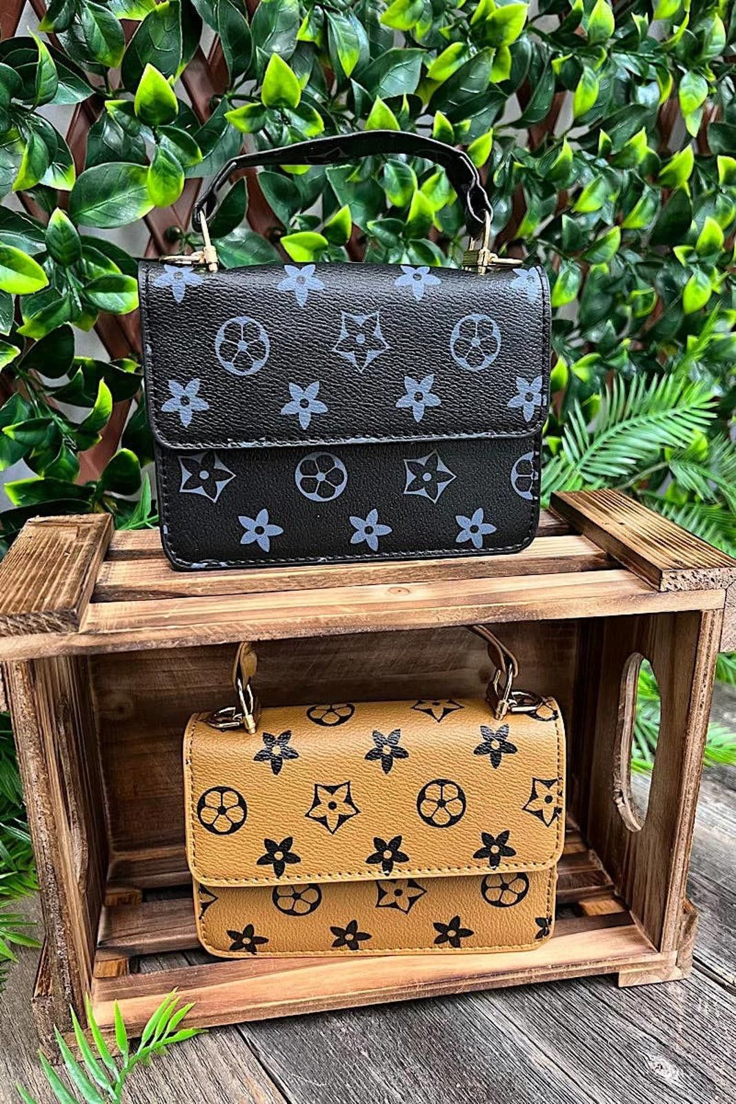Other Black Star Printed Crossbody with Chain Size ONE SIZE - 4 Thumbnail