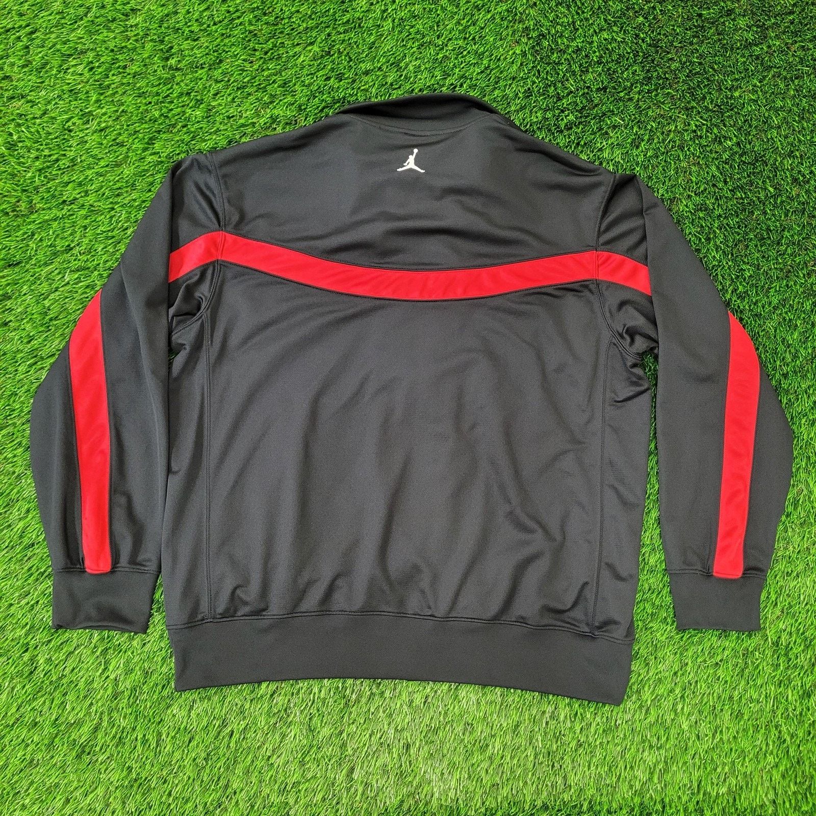 Vintage NIKE Jordan Jumpman Track Jacket Large 25x27 Baggy Black Red Size US L / EU 52-54 / 3 - 2 Thumbnail