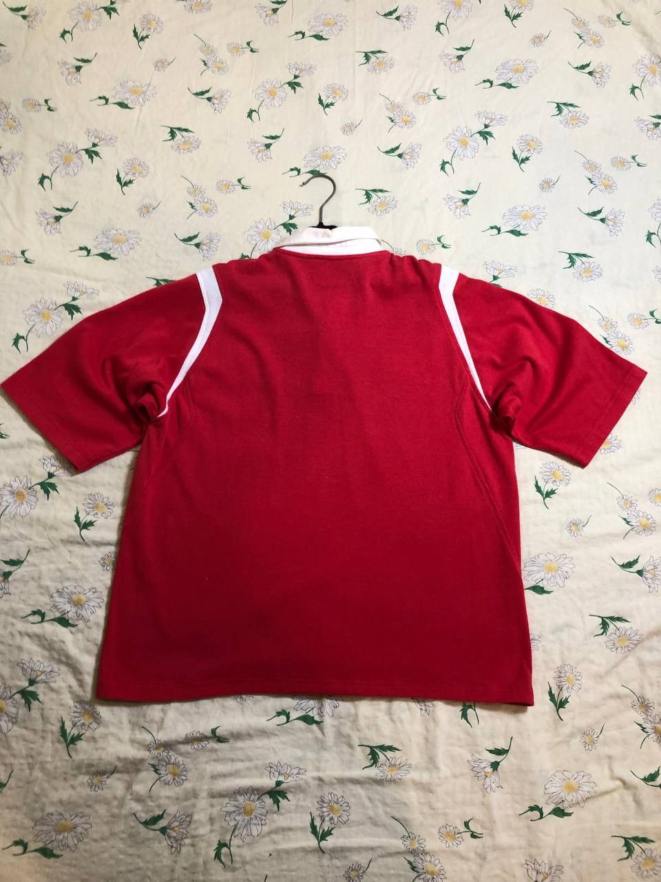 Reebok Wales Rugby Union Vintage Reebok home jersey shirt Size US M / EU 48-50 / 2 - 12 Thumbnail