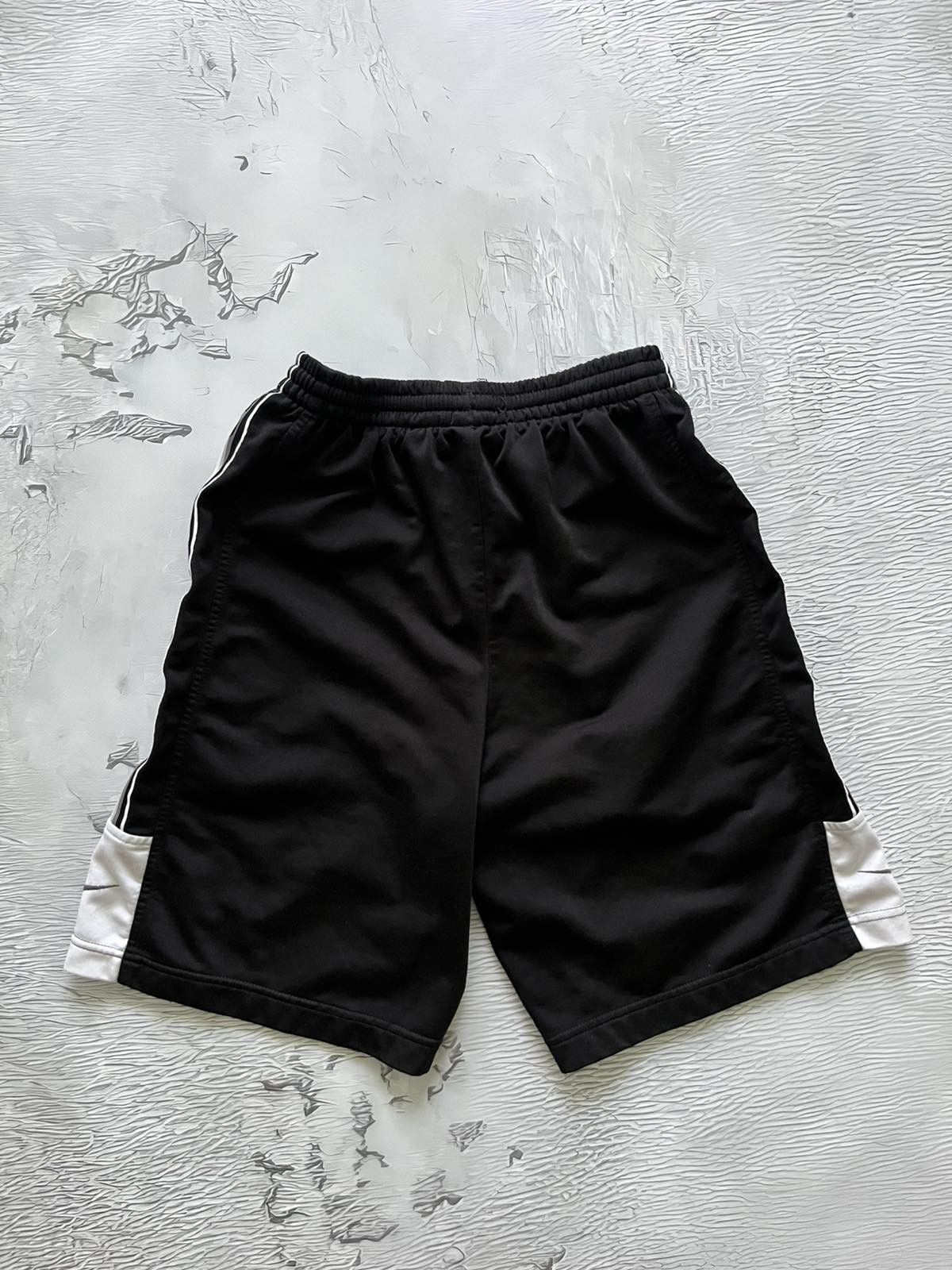 Nike Vintage Nike Short Made in USA Streetwear Black Size US 32 / EU 48 - 3 Thumbnail