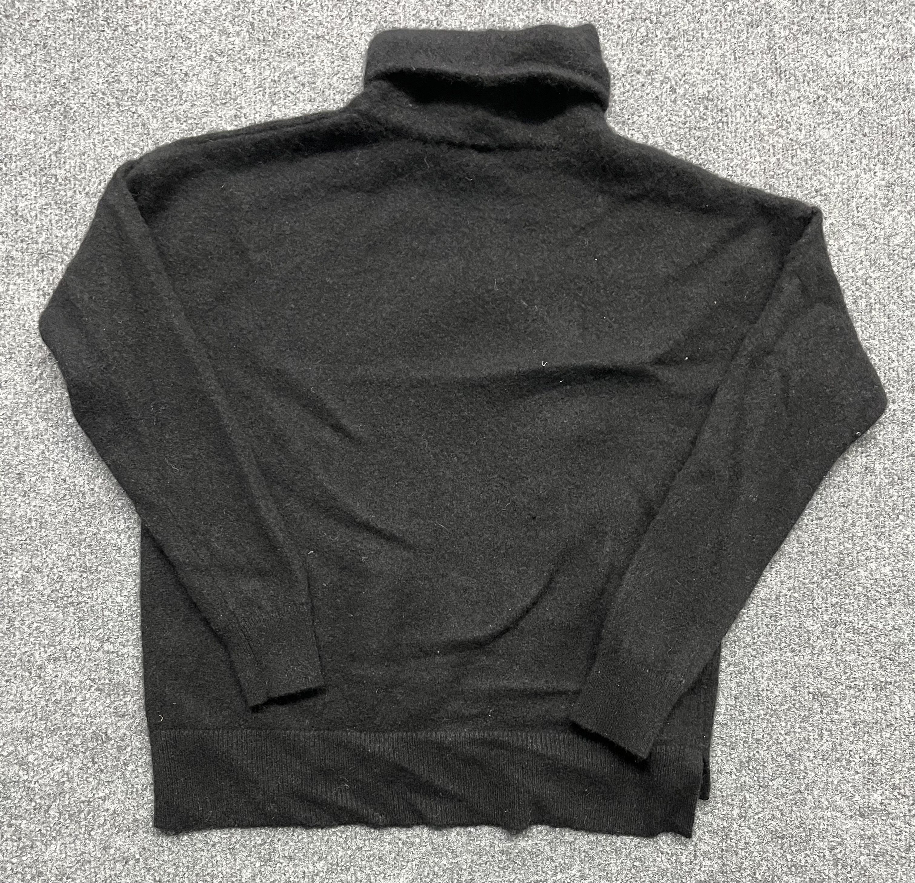 Gildan amicale cashmere sweater size small turtle neck black pullov Size M / US 6-8 / IT 42-44 - 2 Thumbnail