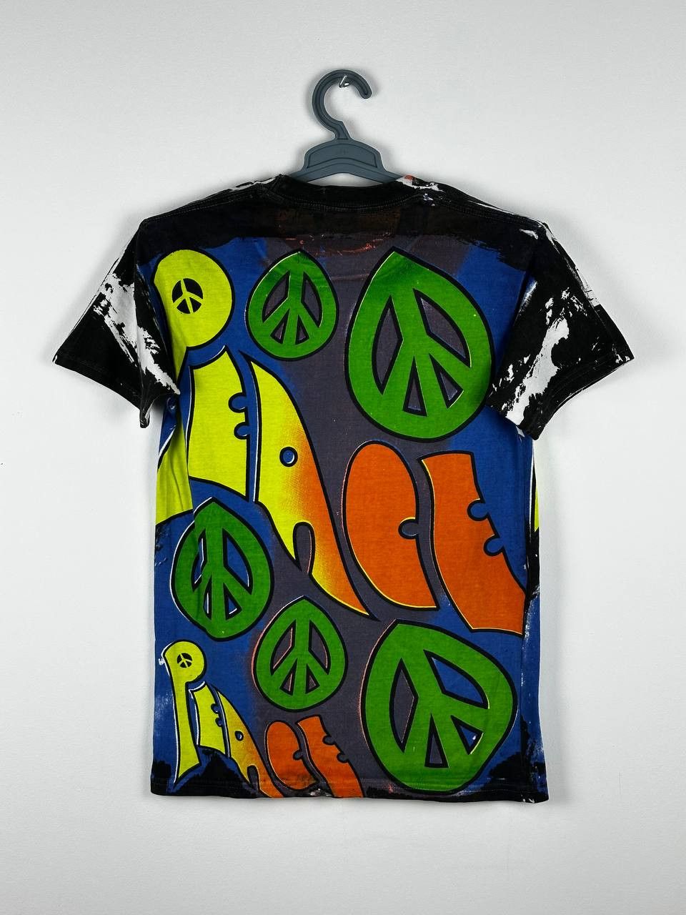 Vintage Vintage 90s Peace Hippie Tie Dye AOP T shirt M Size US M / EU 48-50 / 2 - 9 Thumbnail