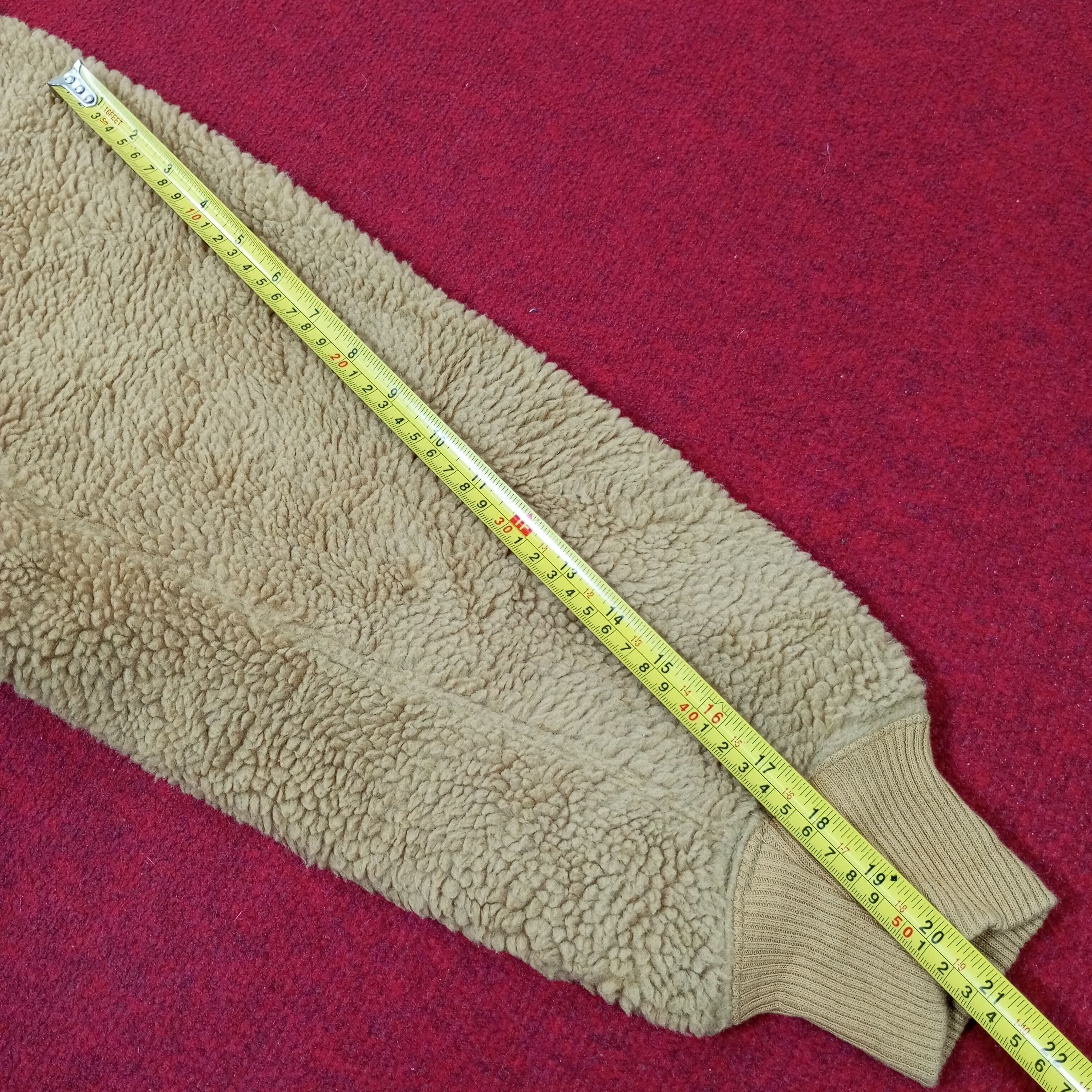 Japanese Brand × Uniqlo × Vintage Uniqlo Sherpa Jacket Custom Art Undercover Logo Style Size L / US 10 / IT 46 - 9 Thumbnail