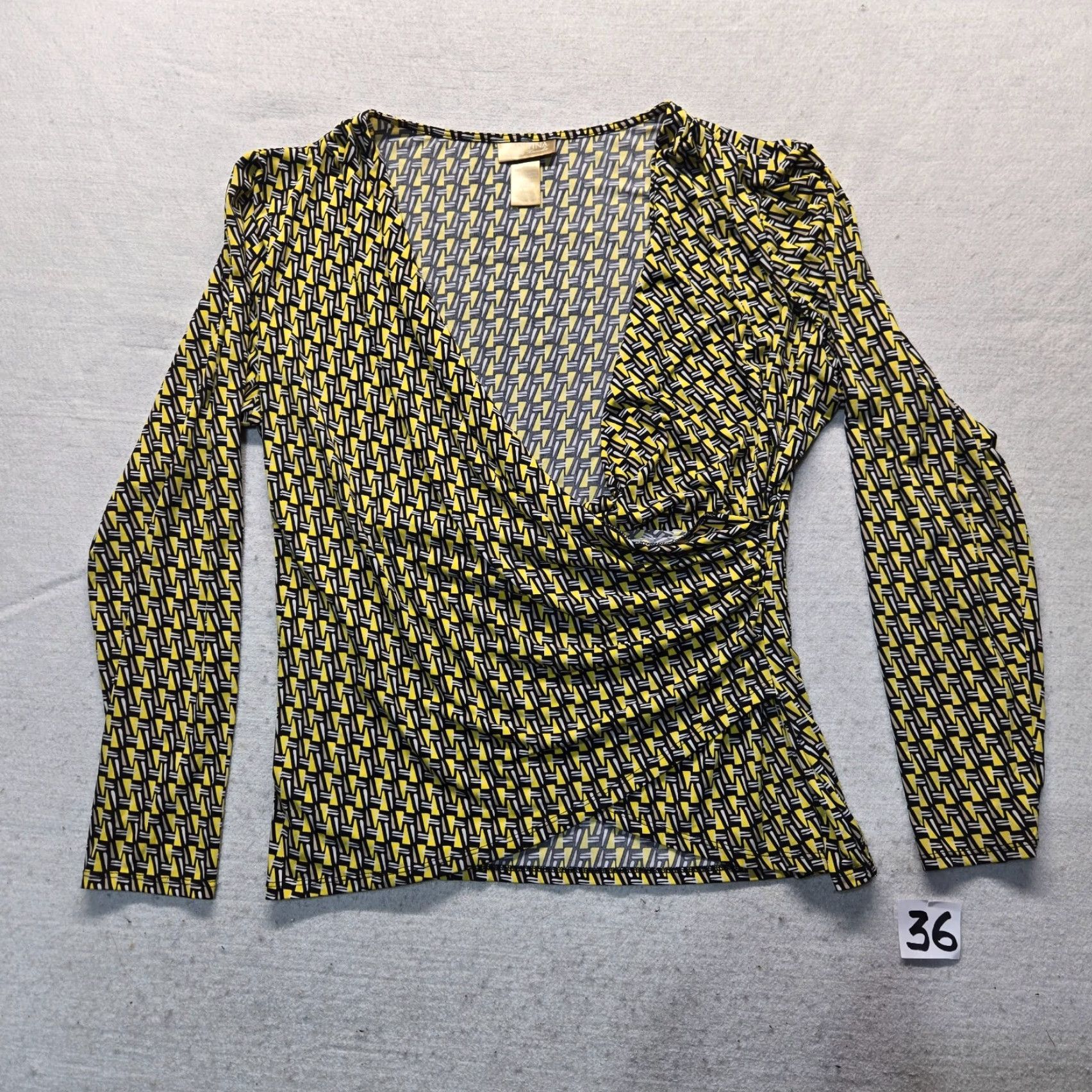 Vintage VINTAGE Miss Tina Yellow Black T-Shirt Long Sleeve Cowl Neck Adult Women's 2XL XXL Shirt Womens Miss Tina Animals 90s Century-Old Style? Size XXL / US 16-18 / IT 52-54 - 2 Thumbnail