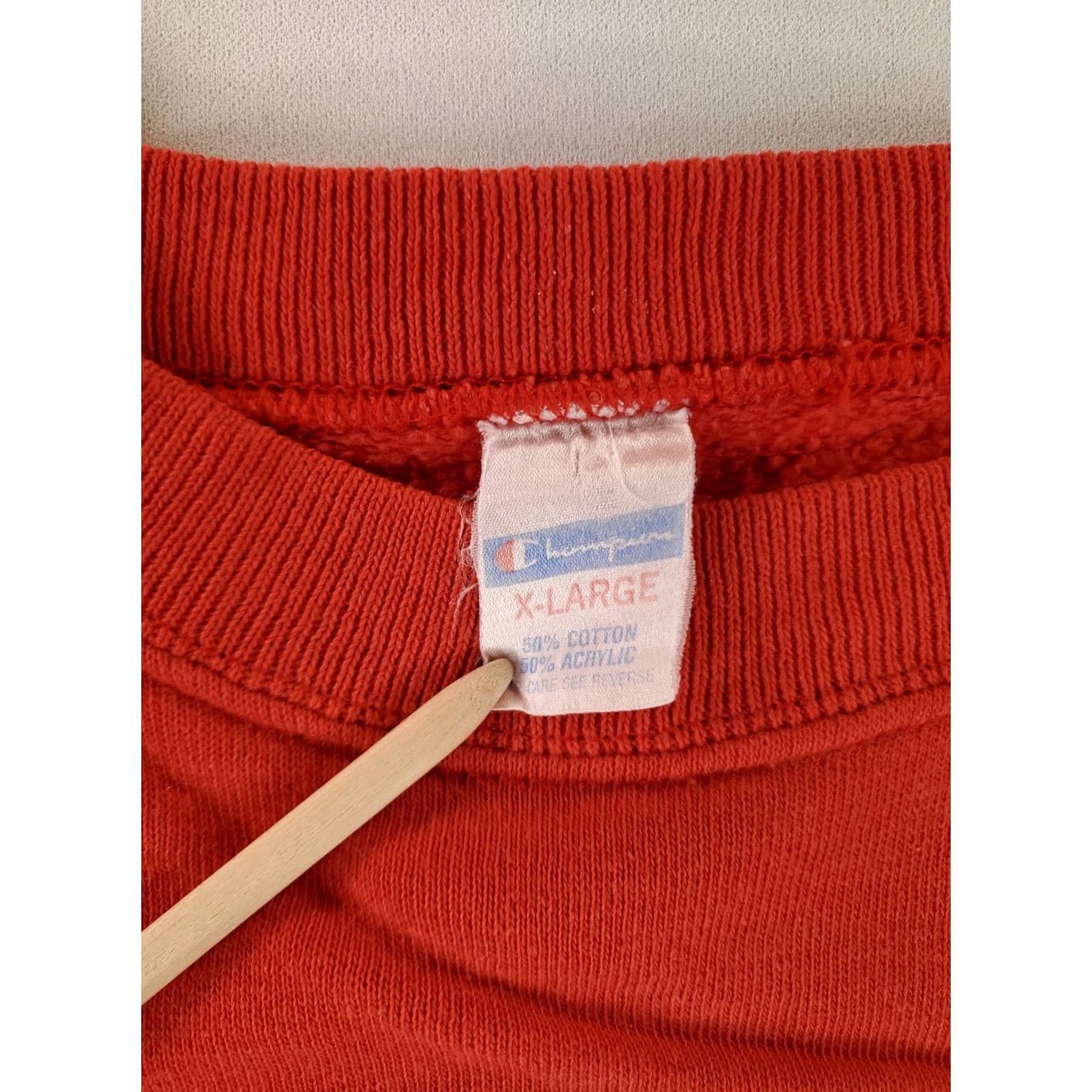 Champion VINTAGE Champion Sweatshirt Red XL Mens Fairfield University 80s Crew Neck Pullover Size US XL / EU 56 / 4 - 3 Thumbnail