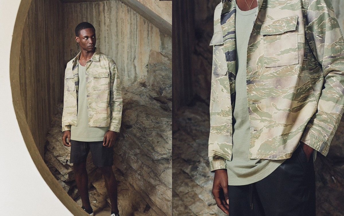 John Elliott John Elliott washed tiger camo military shirt / size 1 (s) Size US S / EU 44-46 / 1 - 3 Thumbnail