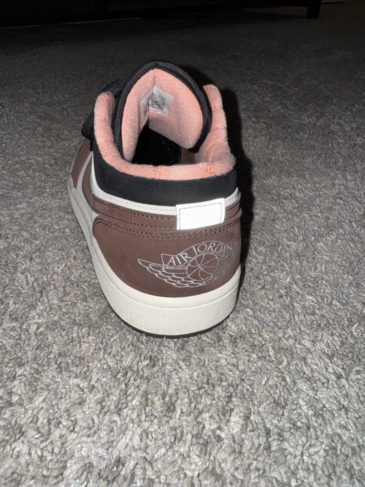 Jordan Brand Jordan 1 Low Mocha Size US 11 / EU 44 - 10 Thumbnail