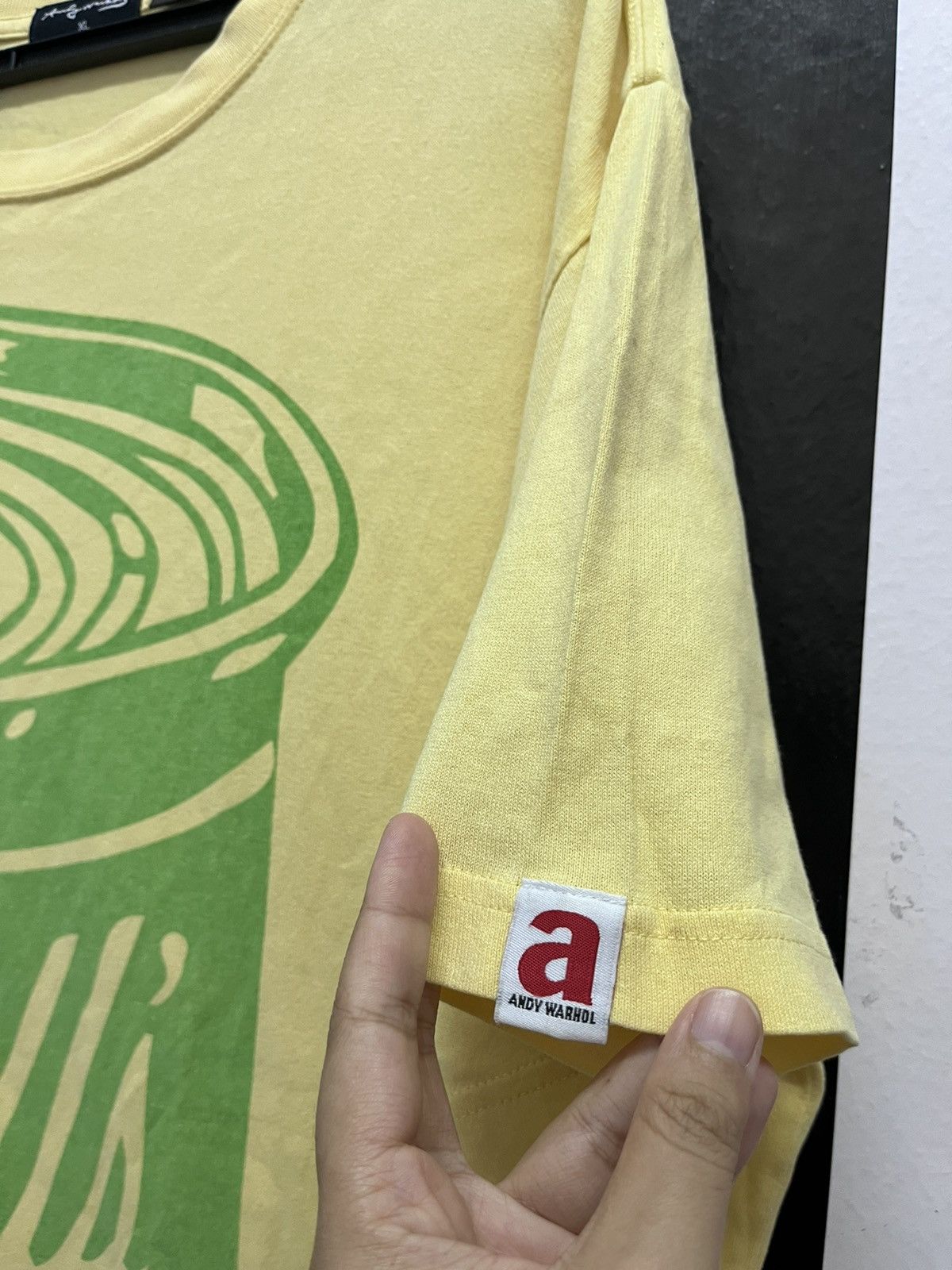 Andy Warhol × Uniqlo Andy Warhol Campbell Yellow Tee Size US XL / EU 56 / 4 - 2 Thumbnail