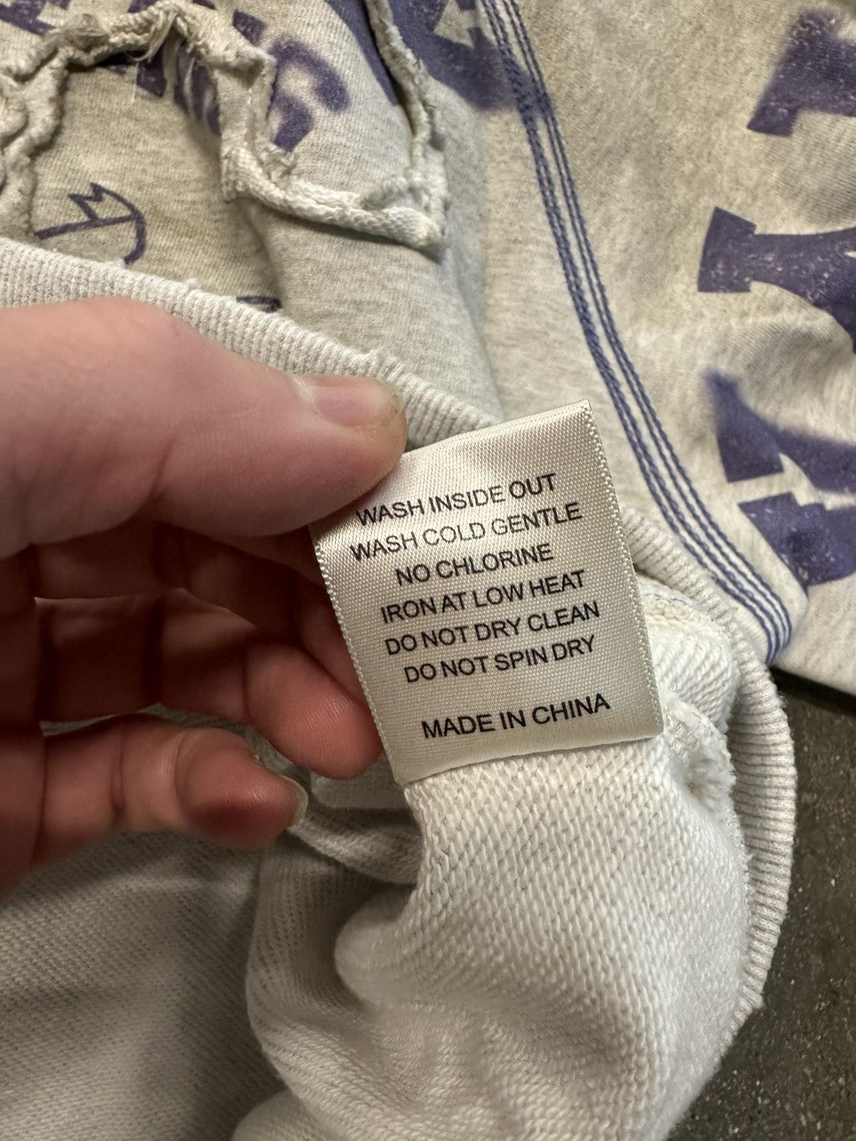Vale Vale Forever Army Zip Up Grey Size US L / EU 52-54 / 3 - 5 Thumbnail