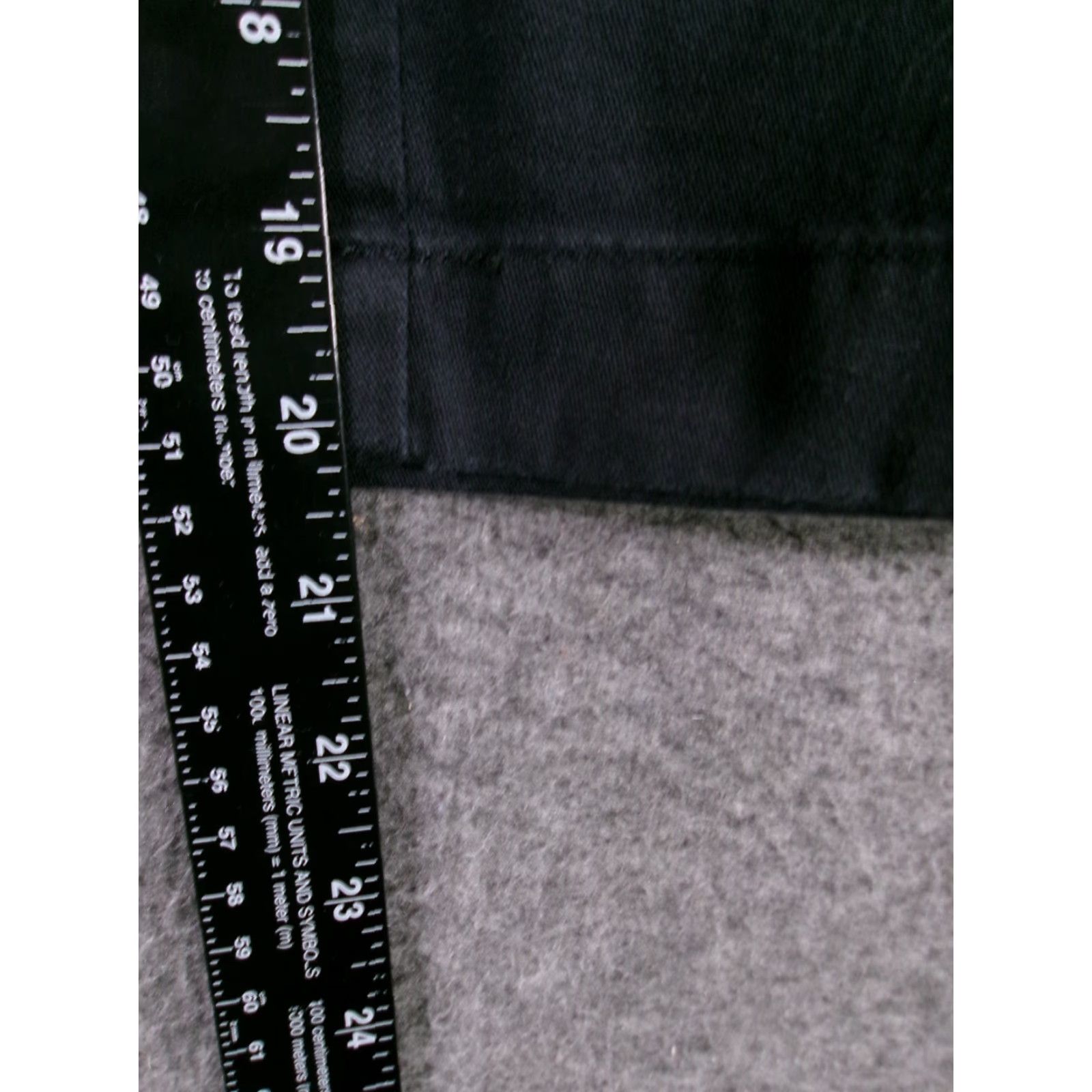 Vintage L.L. Bean Pants Women 12P Petite Black Capri Cotton Blend Straight Fit Casual Hike Travel Outdoor Size 34" / US 12 / IT 48 - 6 Thumbnail