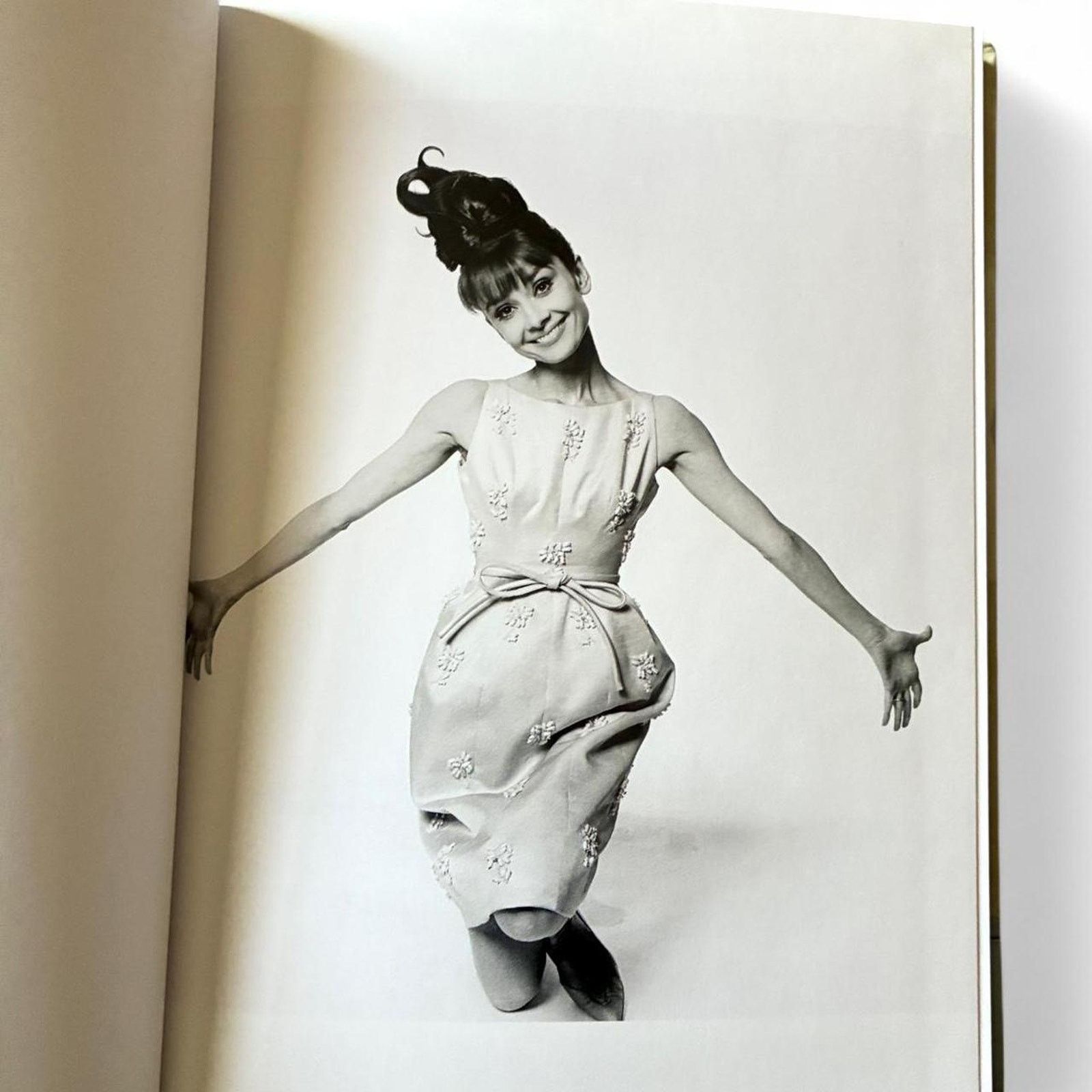 Vintage × Vogue Vogue On fashion hardcover book Dorsila Bayfas Size ONE SIZE - 3 Thumbnail