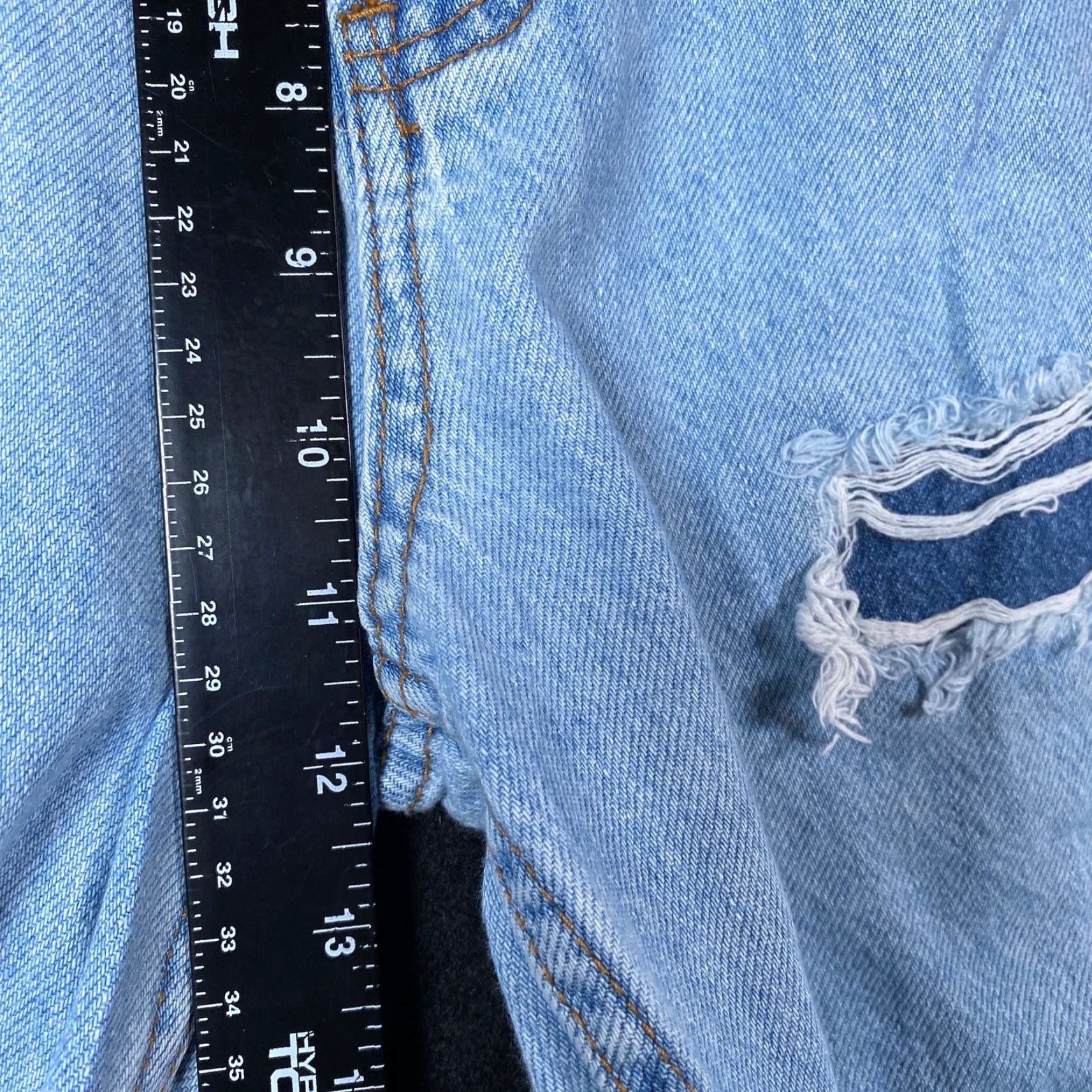 Denime VINTAGE S.O.N.G Womens Jeans Blue Denim Classic Mom Jean Distressed Destroyed 1/25 5-Pocket High Rise Relaxed Fit Womens Jeans Size 42" / US 20 - 6 Thumbnail