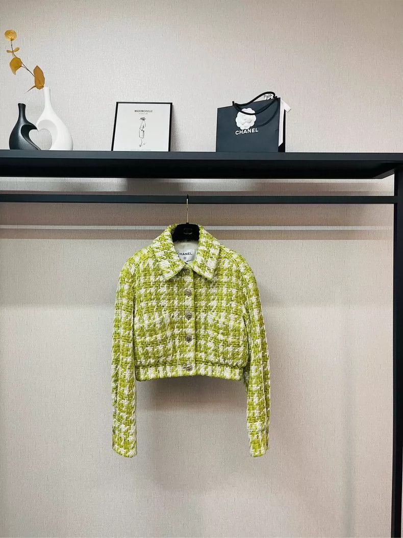 Chanel Chanel Yellow and green soft thousand-bird checkered jacke Size S / US 4 / IT 40 - 1 Thumbnail