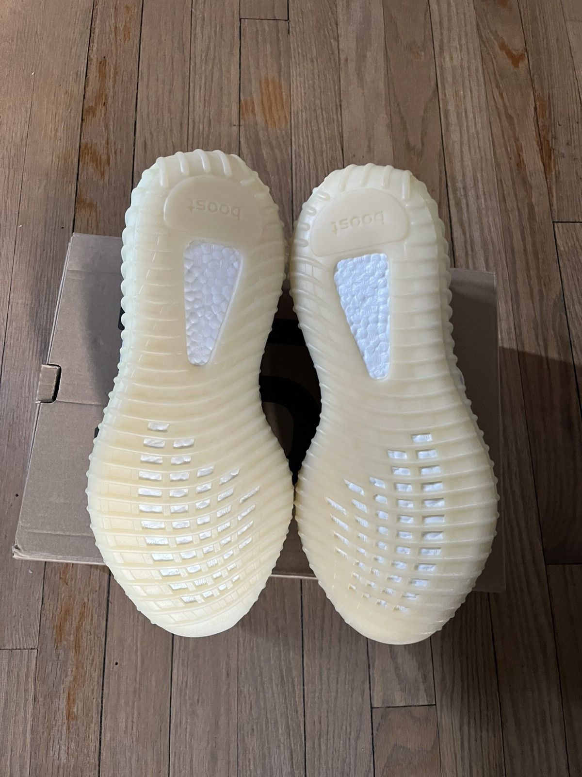 Adidas × Kanye West Yeezy Boost 350 V2 ‘Zebra’ 2017 Size US 9.5 / EU 42-43 - 4 Thumbnail