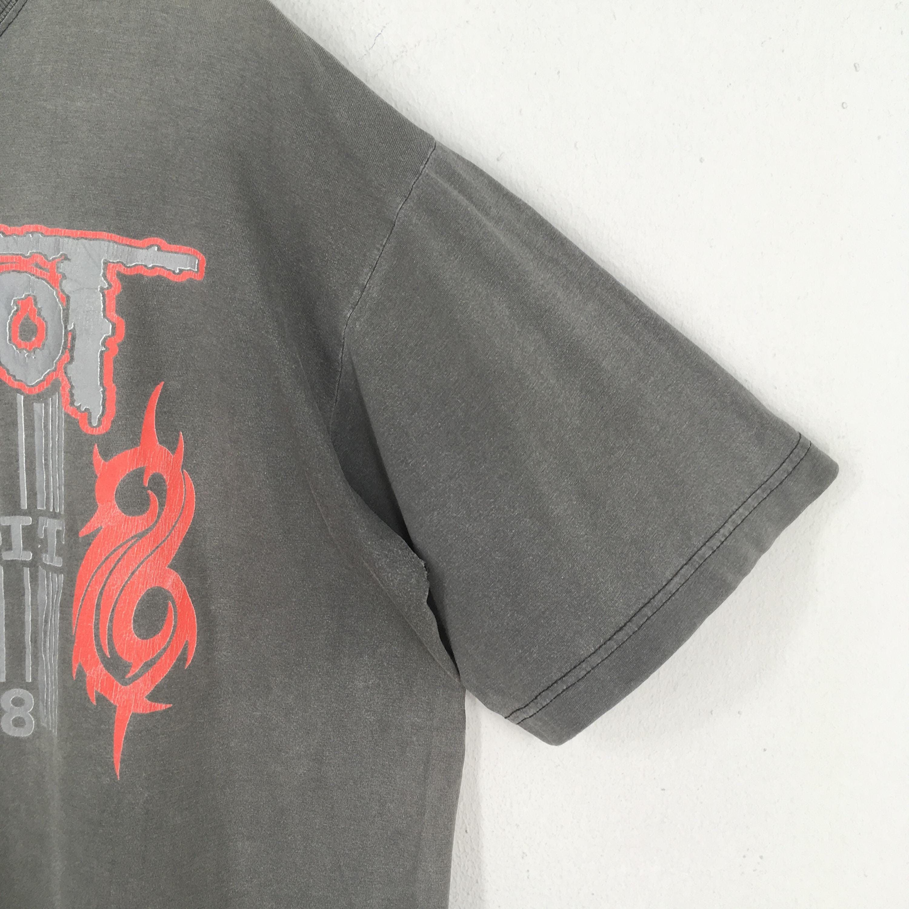 Band Tees × Slipknot 90s Distressed Slipknot Pledge of Allegiance Japan Tour Tee Size US L / EU 52-54 / 3 - 4 Thumbnail