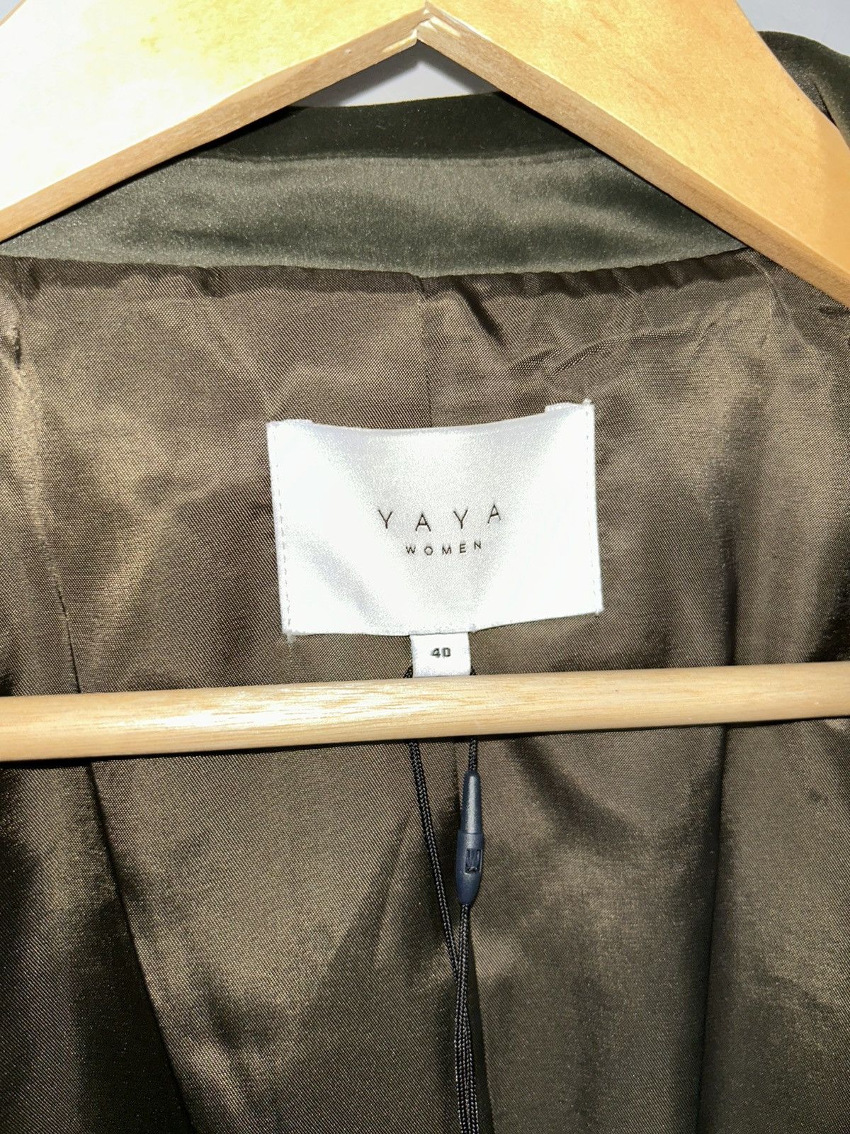 YAYA YAYA forrest green velvet blazer Size M / US 6-8 / IT 42-44 - 3 Thumbnail