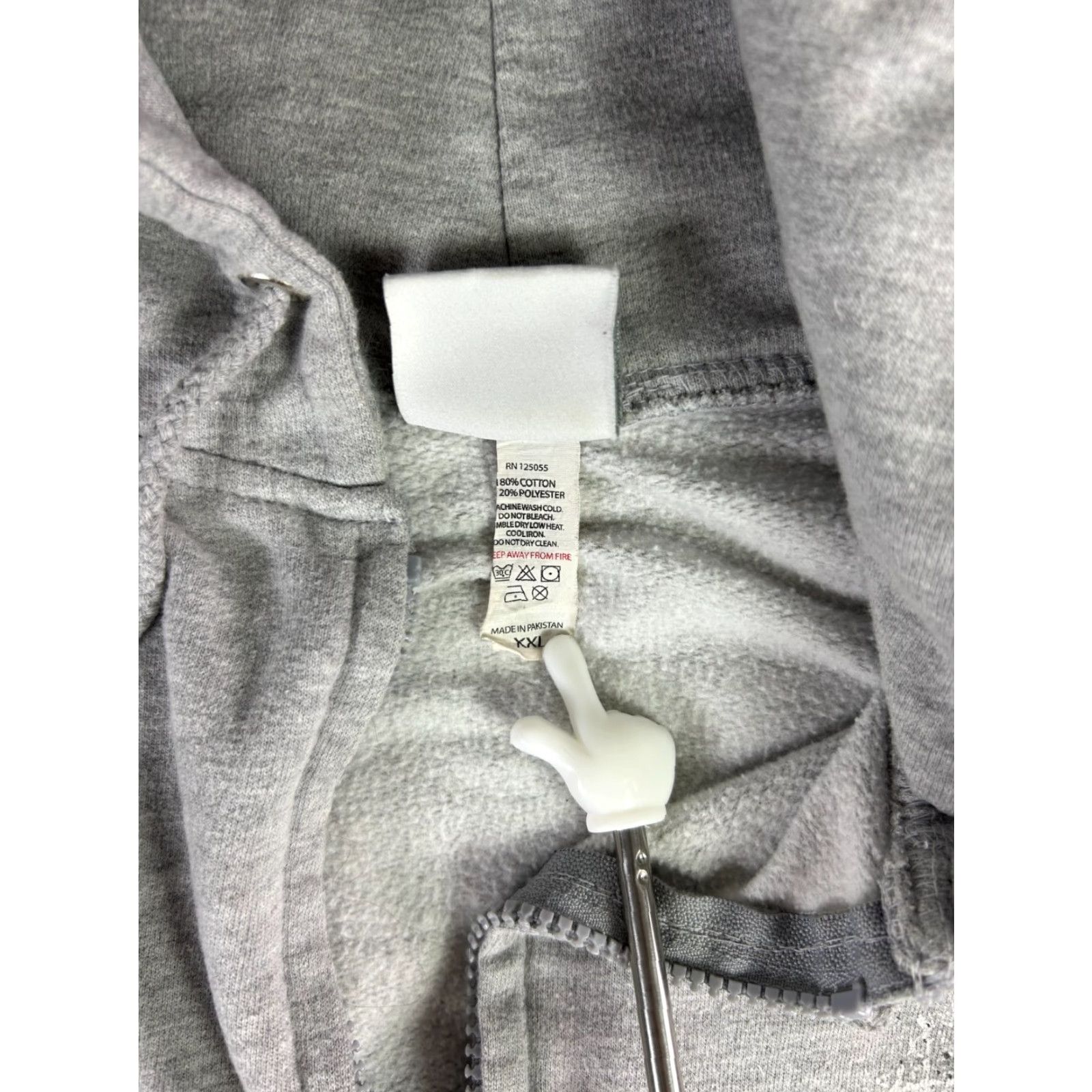 Vintage SeaWorld Hoodie Gray Full Zip Shark Graphic Sweatshirt Men’s XXL Heather Logo Embroidered Vintage Fleece-lined Pullover Zip Up Size US XXL / EU 58 / 5 - 5 Thumbnail