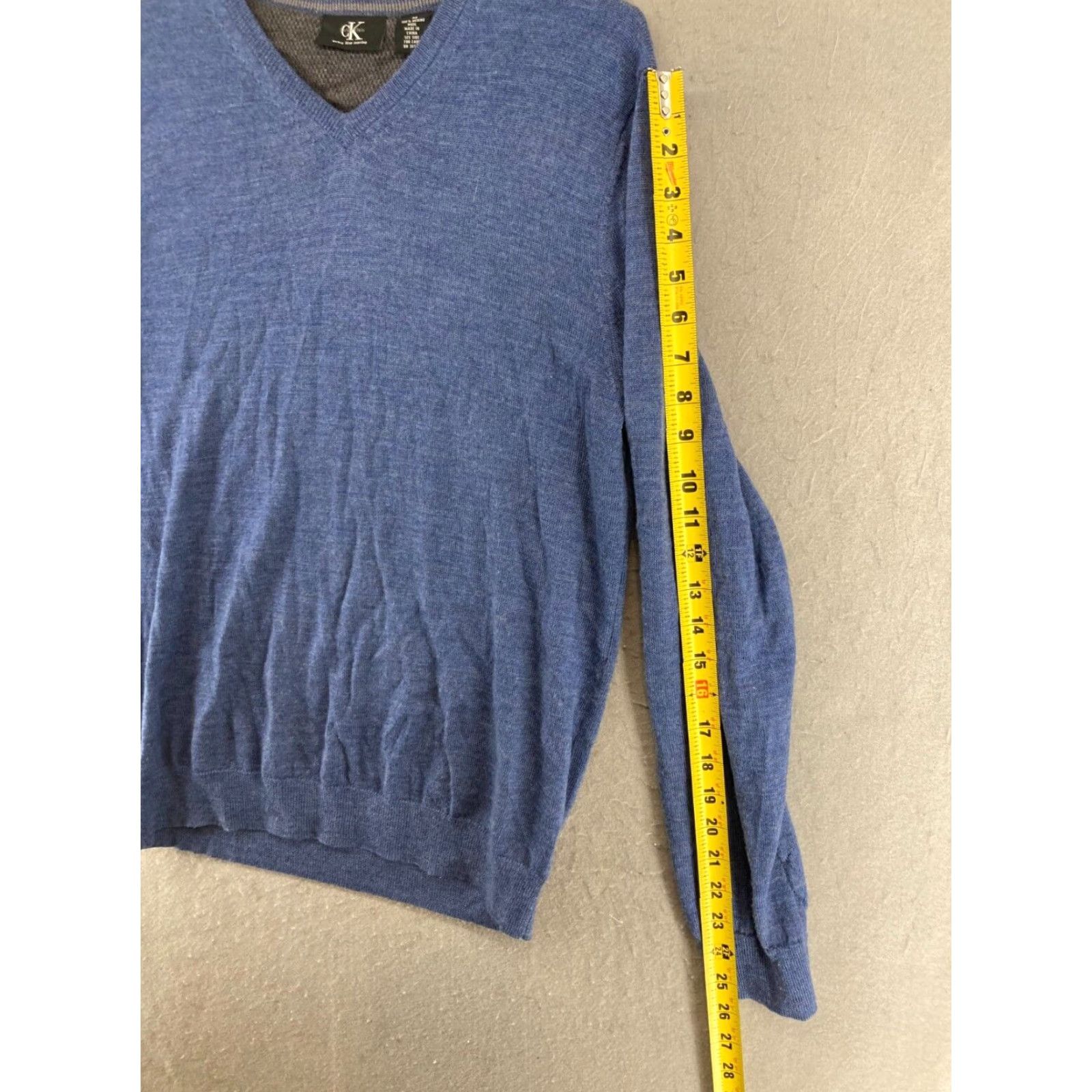 Calvin Klein Calvin Klein Mens Sweater V Neck Wool Blue Medium Knit Pullover Mens Fashion Classic 90s Theme? Size US M / EU 48-50 / 2 - 4 Thumbnail