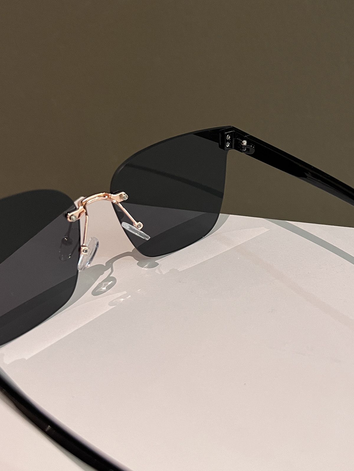 VIBE Matchless Street ins style custom avant-garde sunglasses Size ONE SIZE - 4 Thumbnail