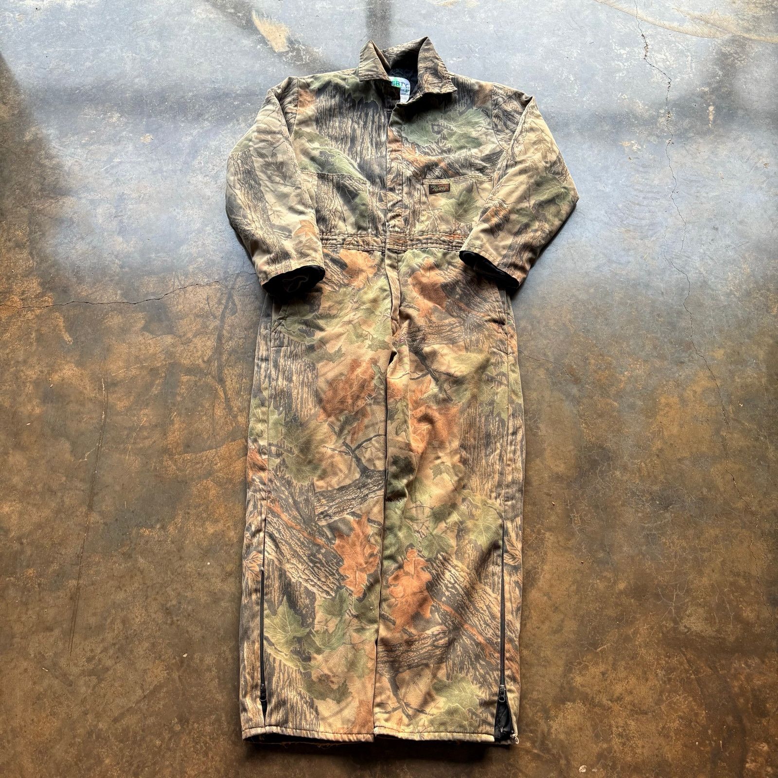 Carhartt × Vintage Vintage 90s Camo Carhartt Style Coveralls Size Large Size US 38 / EU 54 - 1 Thumbnail