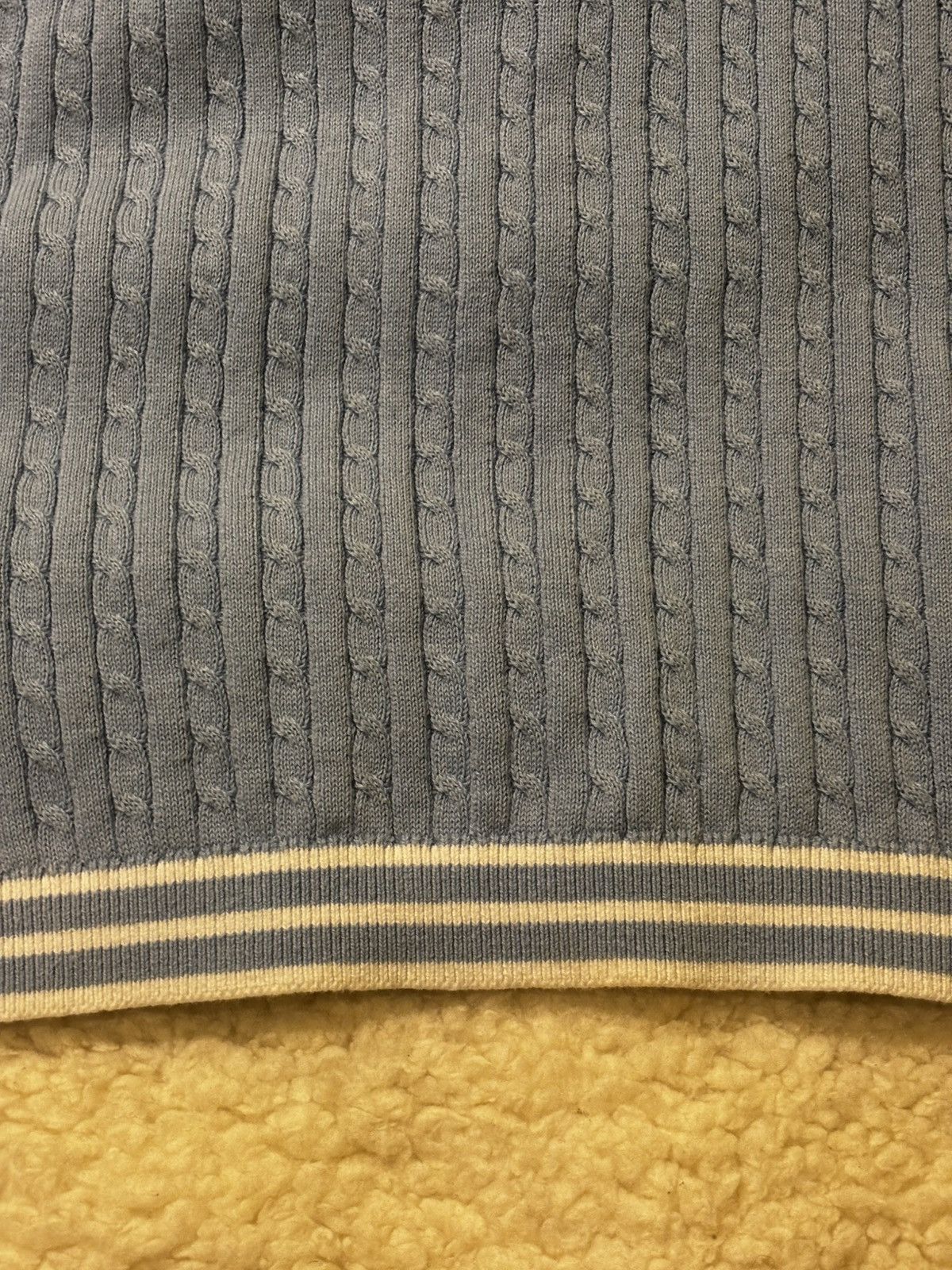Tommy Hilfiger Women’s blue short sleeve sweater1549 Size M / US 6-8 / IT 42-44 - 5 Thumbnail
