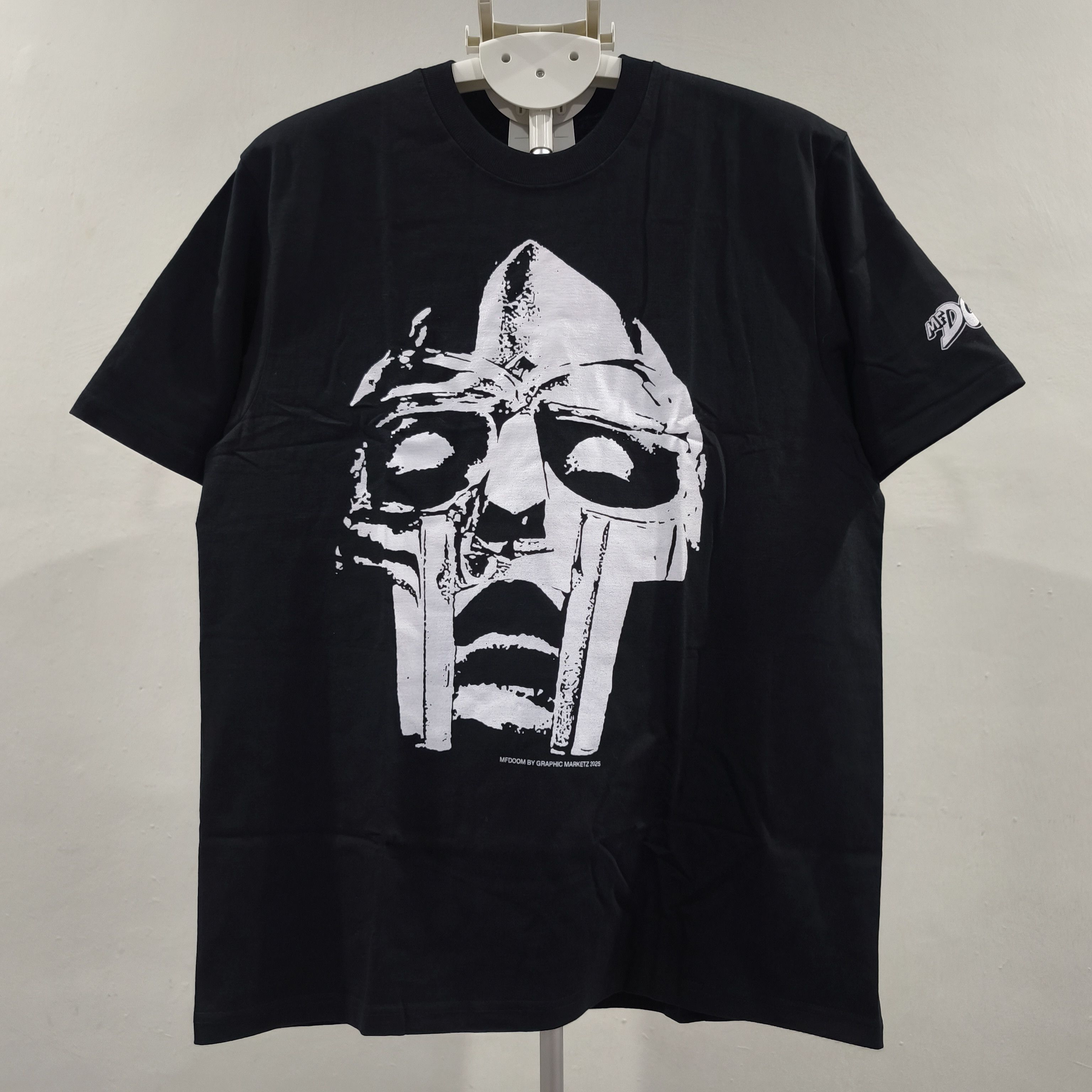 Rap Tees MF Doom Jane Doom T-shirt Size US XL / EU 56 / 4 - 1 Thumbnail