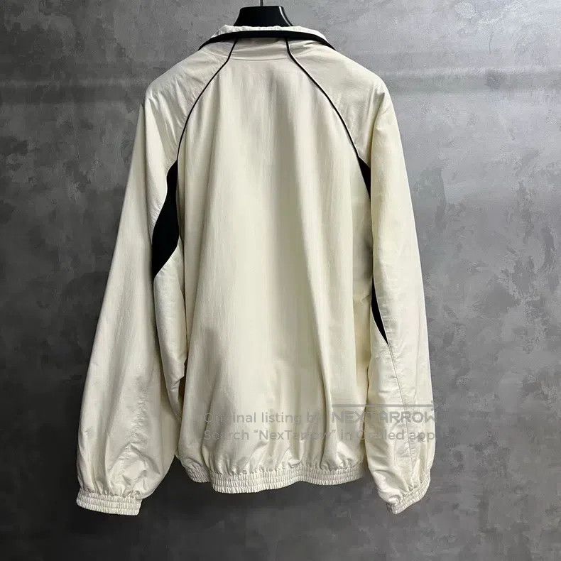 Balenciaga Balenciaga Logo lettering print color block sun protection Size US S / EU 44-46 / 1 - 2 Thumbnail