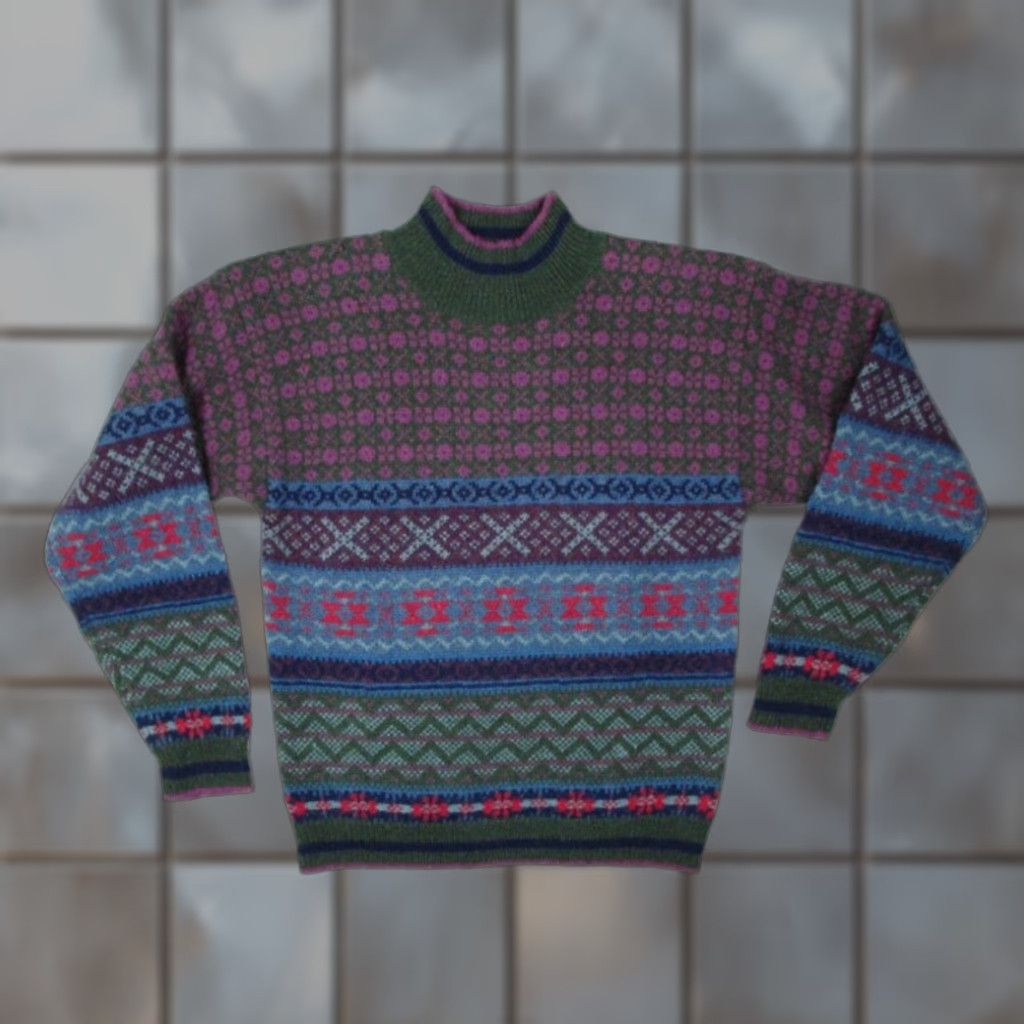 Vintage VINTAGE Woolrich Women's Medium Purple Fair Isle Mock Neck Wool Cable-Knit Sweater Size M / US 6-8 / IT 42-44 - 1 Thumbnail