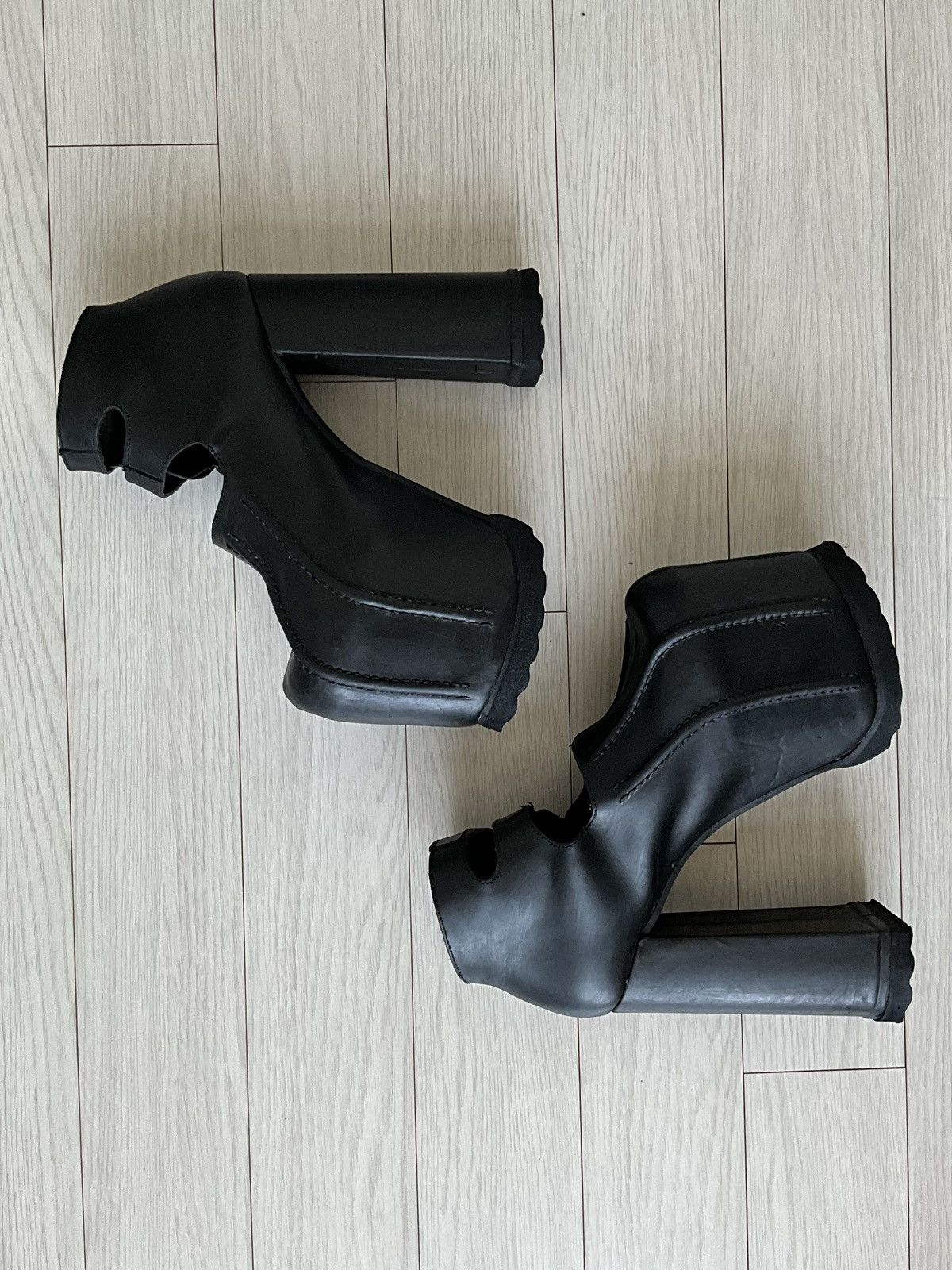 Buffalo London Vintage Buffalo Platform Boots Size US 7 / IT 37 - 5 Thumbnail
