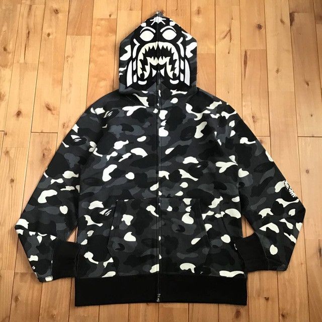 Bape 💫Glow in the dark💫 BAPE city camo Tiger full zip hoodie APE Size US XL / EU 56 / 4 - 2 Thumbnail