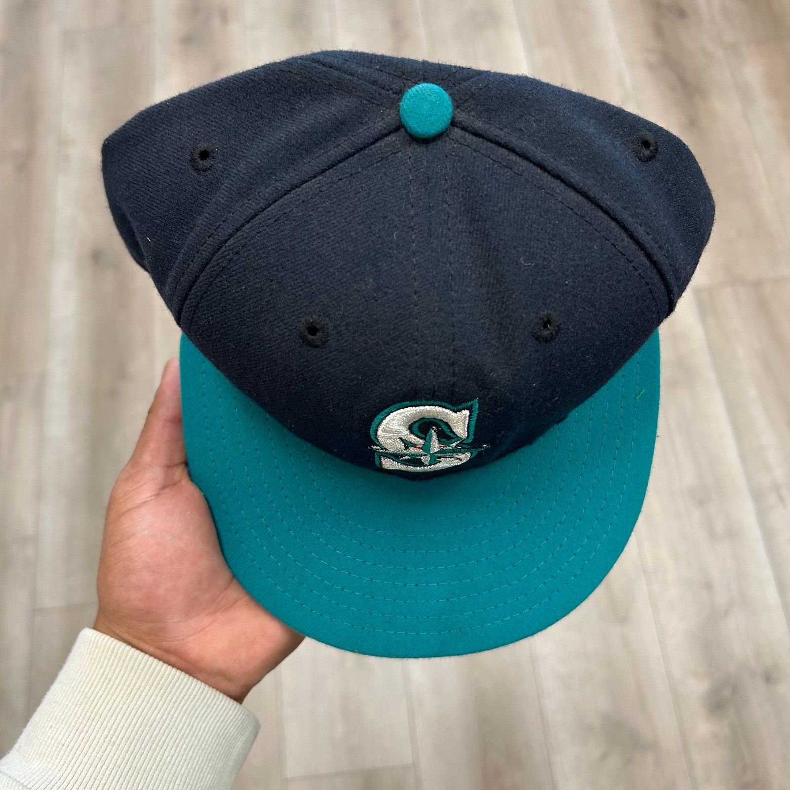 New Era New Era Seattle Mariners 59Fifty fitted cap Hat size 7 1/4 Size ONE SIZE - 3 Thumbnail