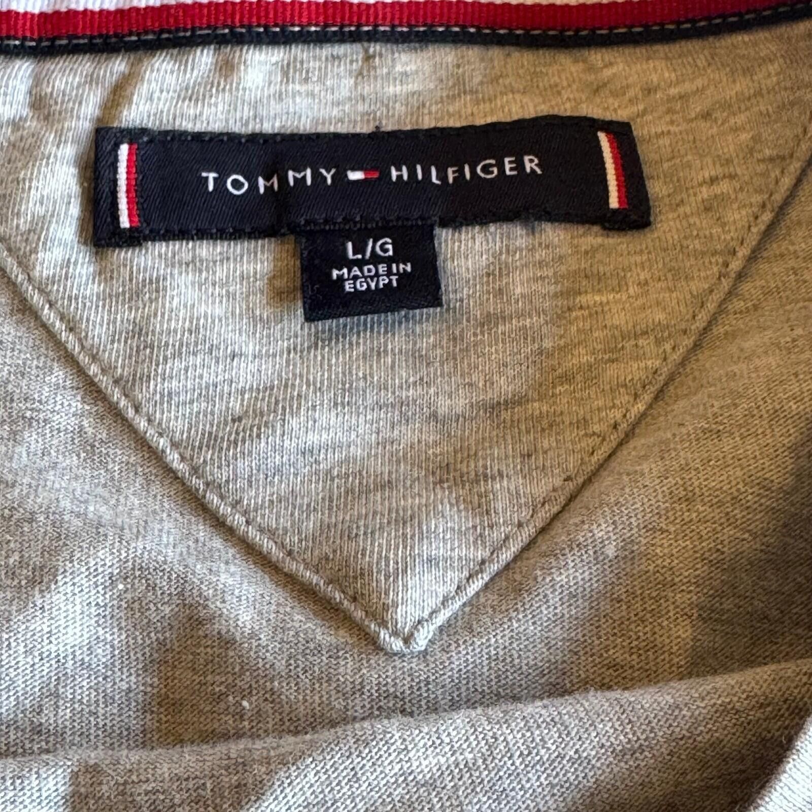 Tommy Hilfiger Tommy Hilfiger Men’s Grey Long Sleeve T-Shirt L Size US L / EU 52-54 / 3 - 3 Thumbnail