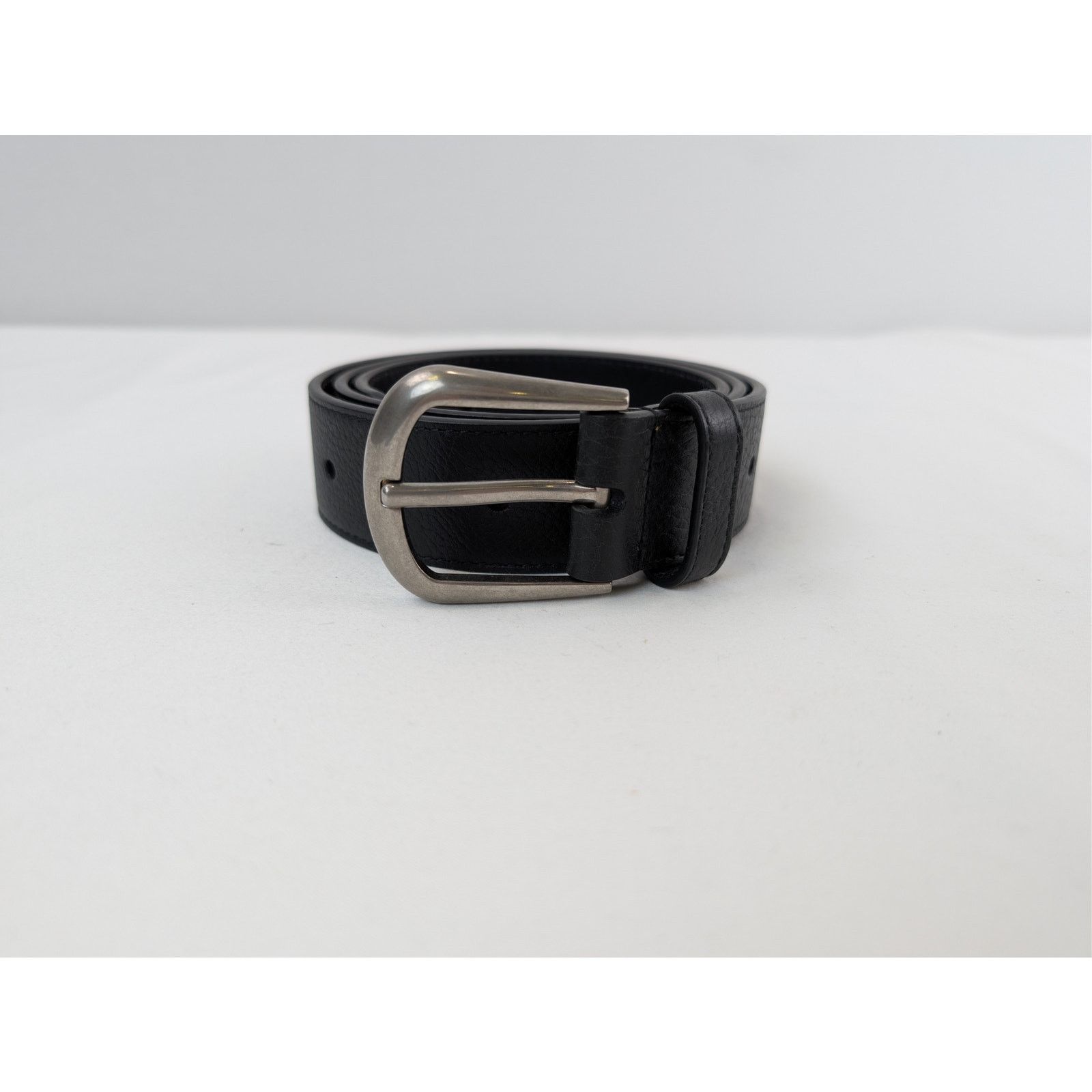 Balenciaga o1rshd1 Q:2 / Size: 85 / Vegetal Calf Half Moon Belt Black Size 34 - 2 Thumbnail