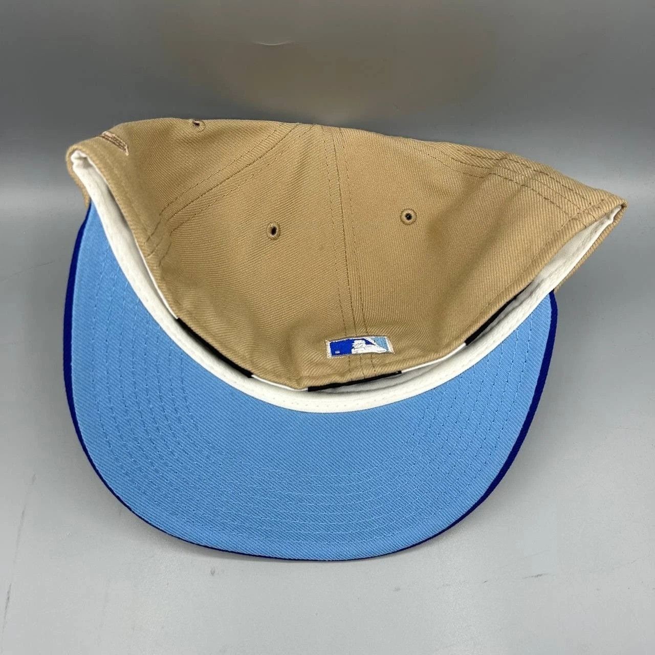 New Era Toronto Blue Jays Hat Men 7 3/8 Beige Blue MLB Fitted Cap Size ONE SIZE - 9 Thumbnail