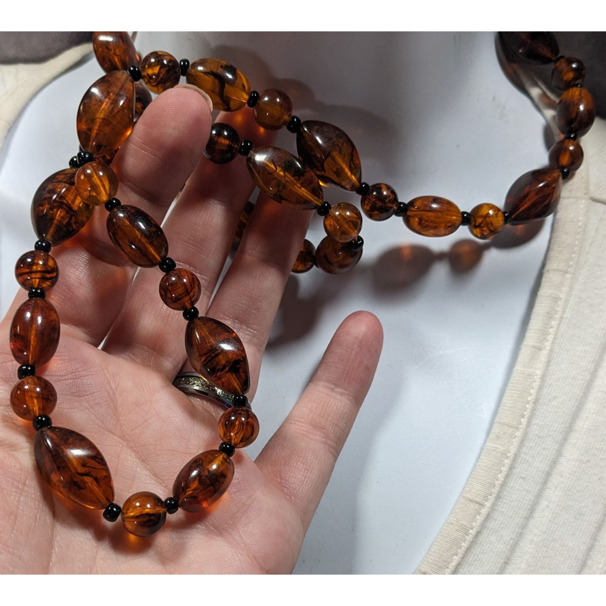 Other Retro Faux Amber Acrylic Beaded Necklace Size ONE SIZE - 3 Thumbnail