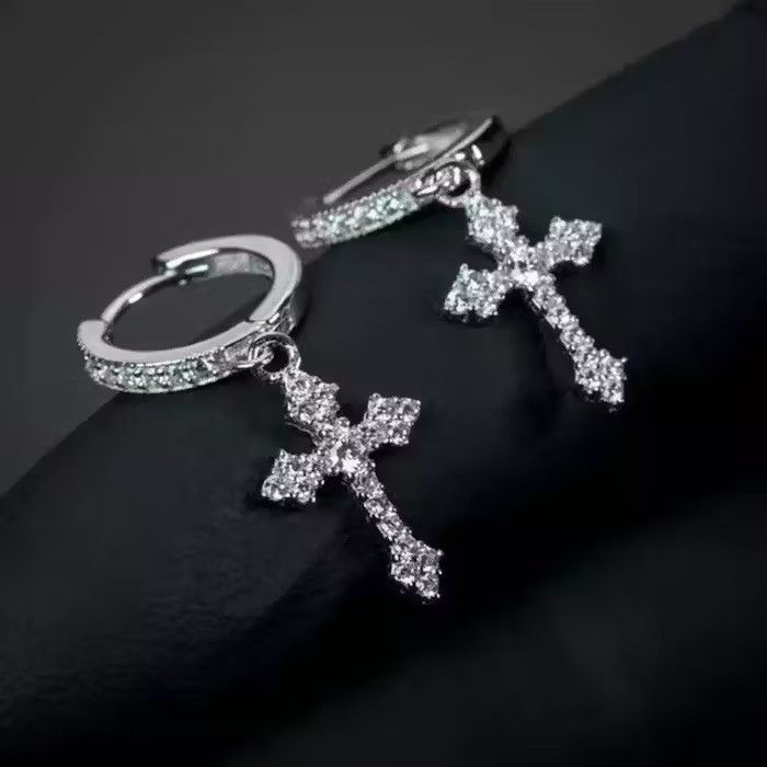 Jewelry Large Cross Diamond Earrings Size ONE SIZE - 2 Thumbnail