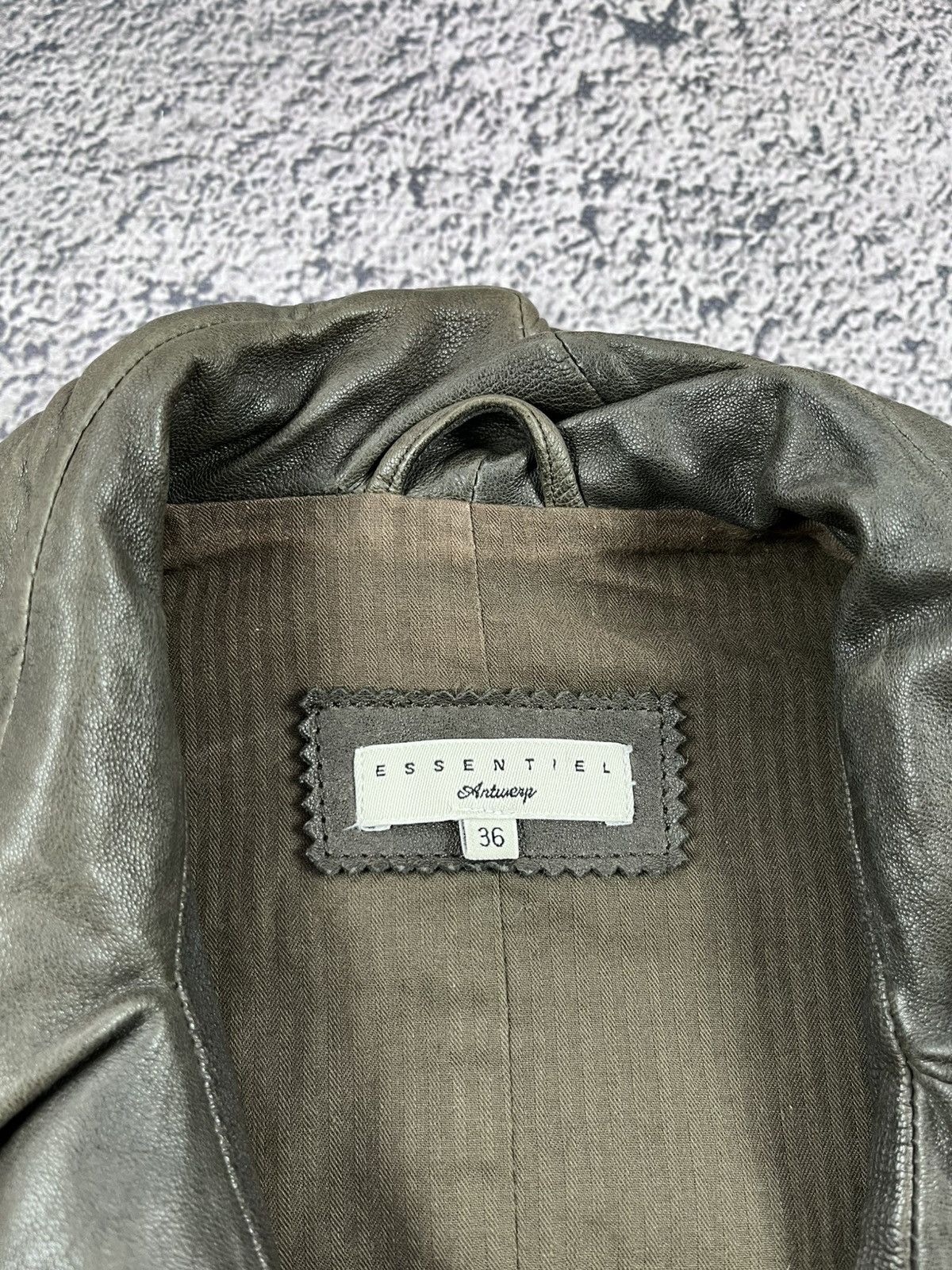Essentiel Antwerp Leather jacket Essentiel Antwerp vintage vibe avant garde Size XS / US 0-2 / IT 36-38 - 7 Thumbnail