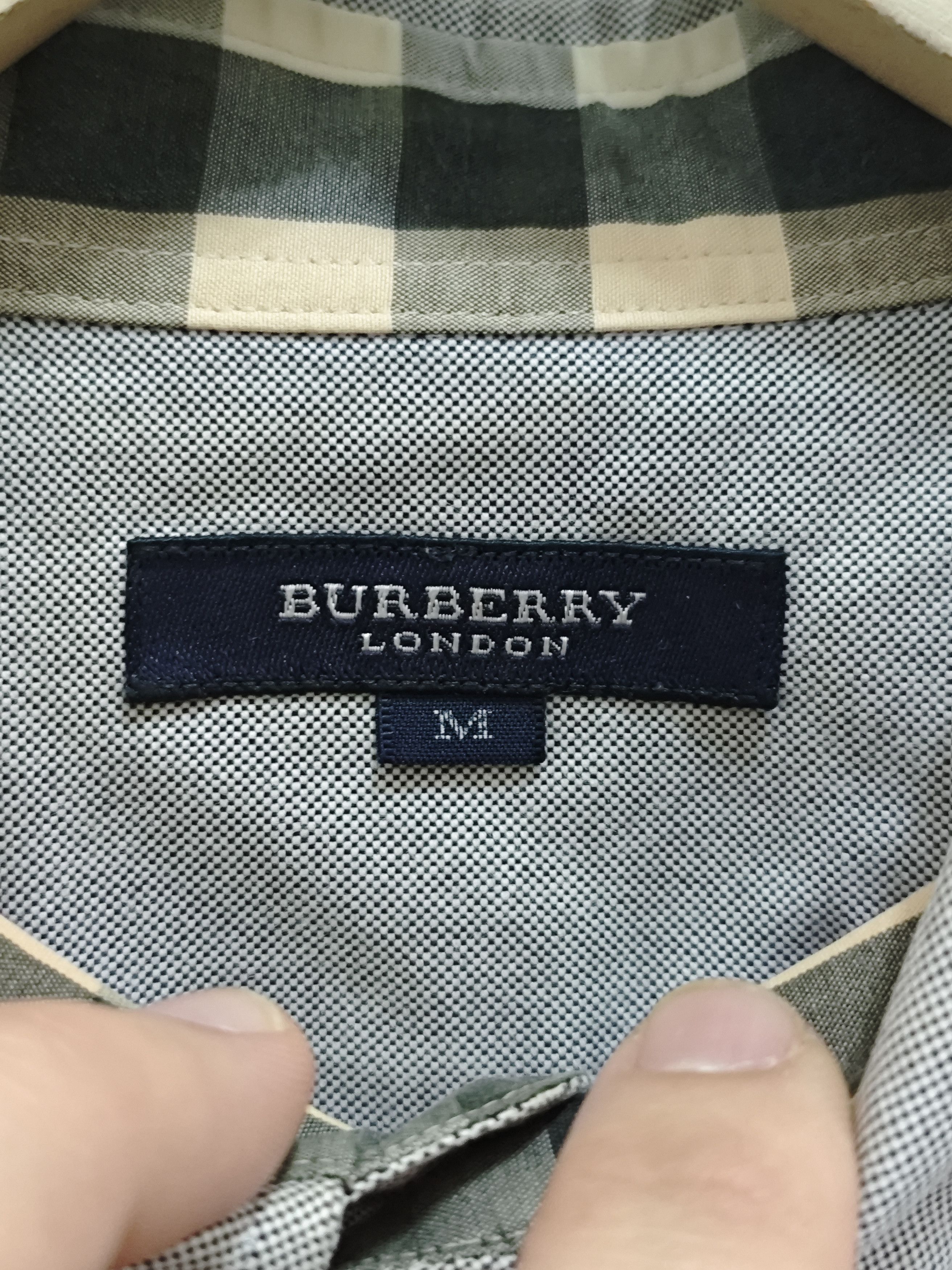 Burberry Burberry London Button Up Casual Long Sleeve Shirt Size US M / EU 48-50 / 2 - 5 Thumbnail