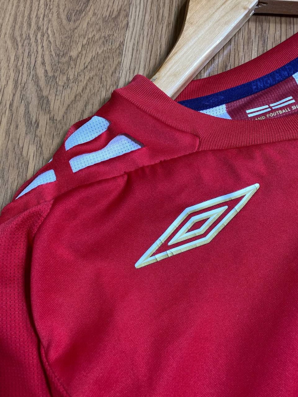 Umbro 2005-07 England Football Shirt Jersey Vintage Size US M / EU 48-50 / 2 - 5 Thumbnail