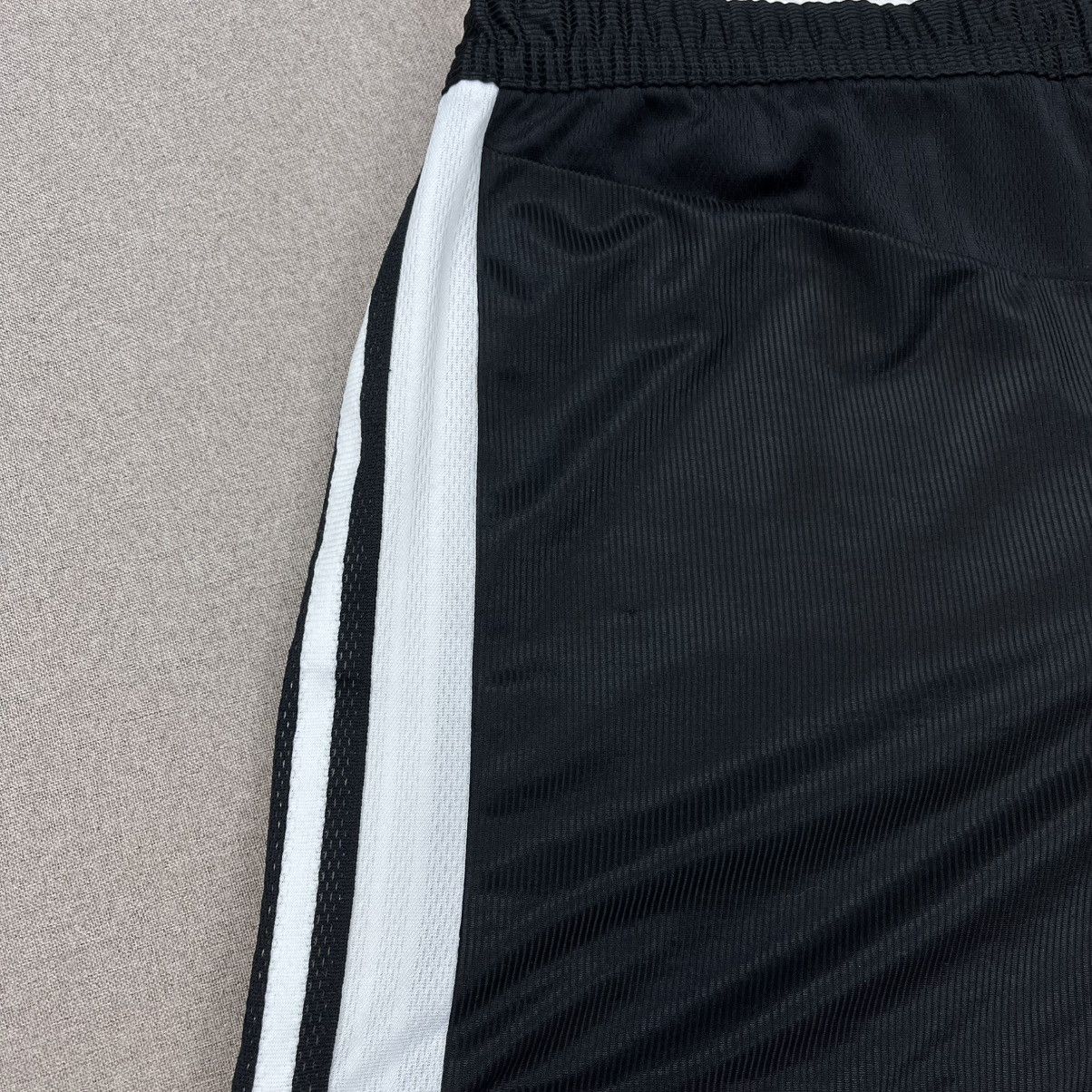 Adidas × Vintage VINTAGE 90s GERMANY ADIDAS SOCCER SHORTS BLOKE CORE Size US 34 / EU 50 - 7 Thumbnail