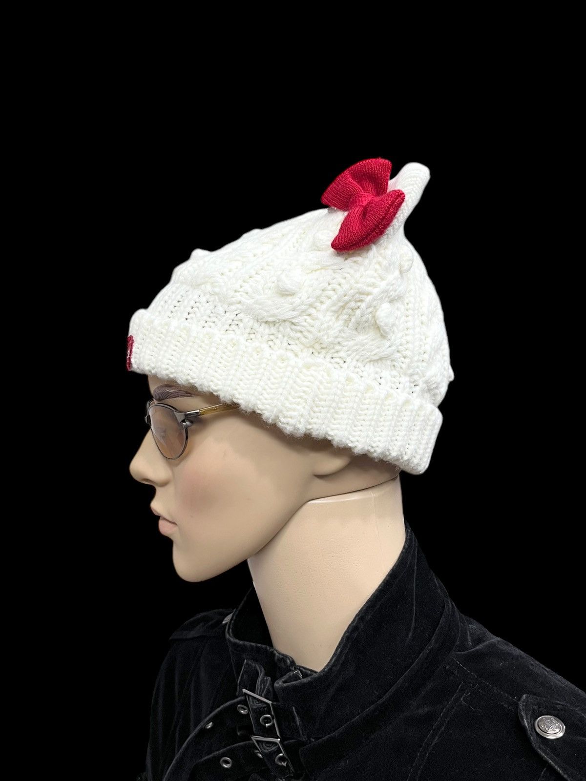 Anime 🔥DOPE RARE💥HELLO KITTY Bold Knitted Horn Ear Beanie Size ONE SIZE - 3 Thumbnail